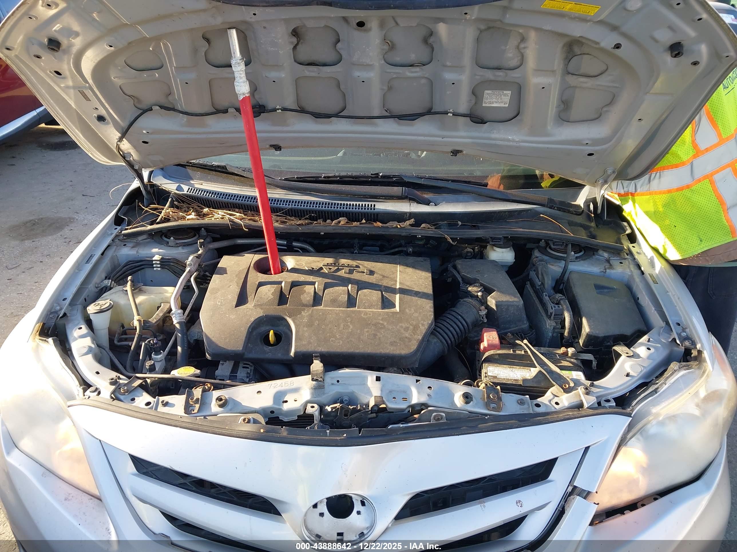 TOYOTA COROLLA image 10