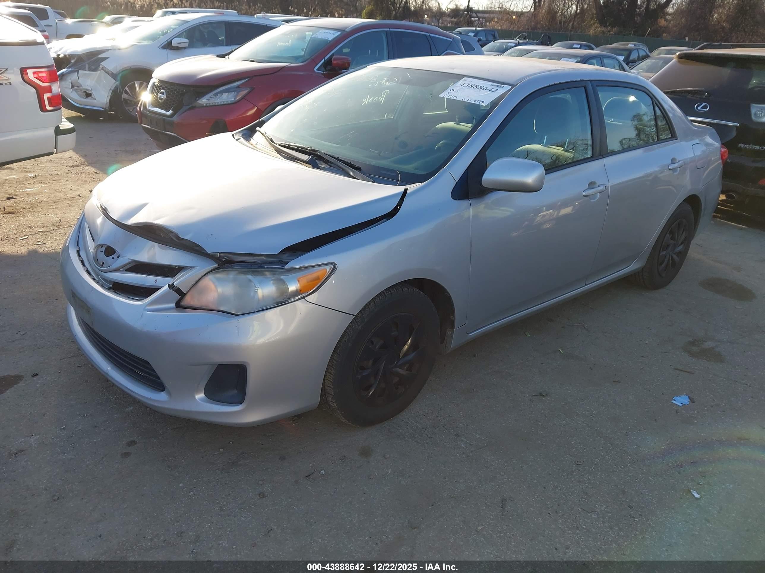 TOYOTA COROLLA image 2