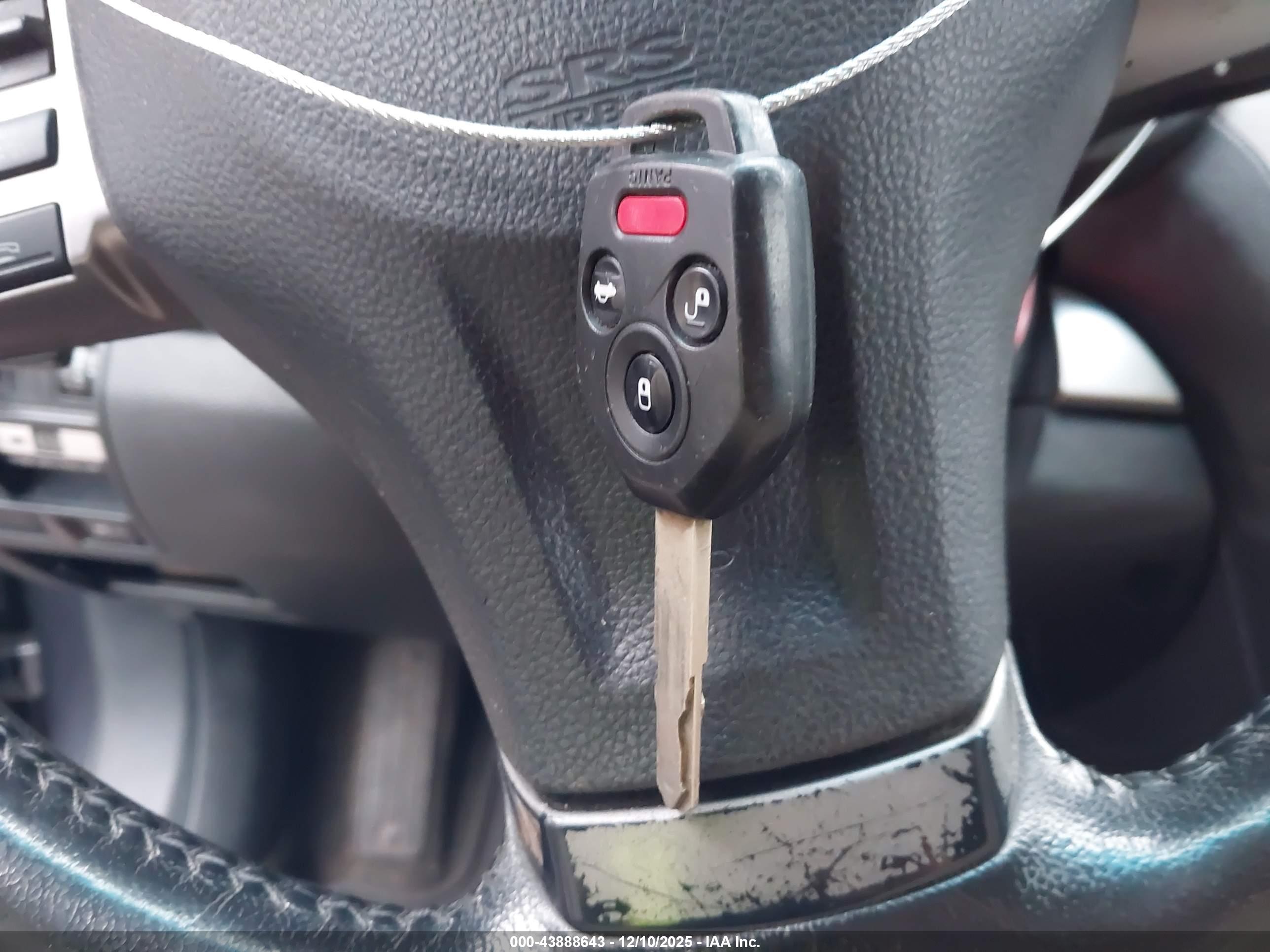 SUBARU OUTBACK image 11