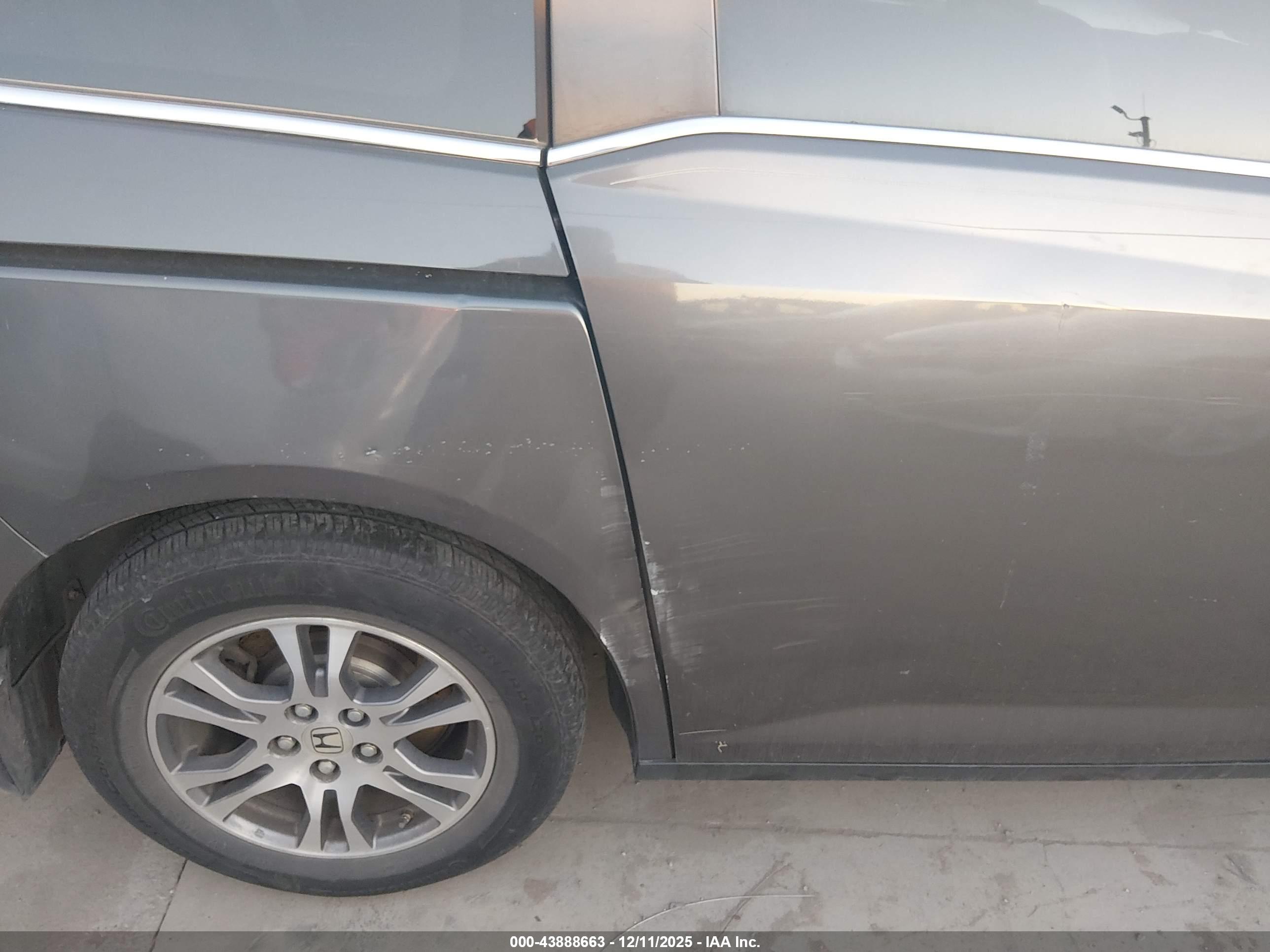HONDA ODYSSEY image 6