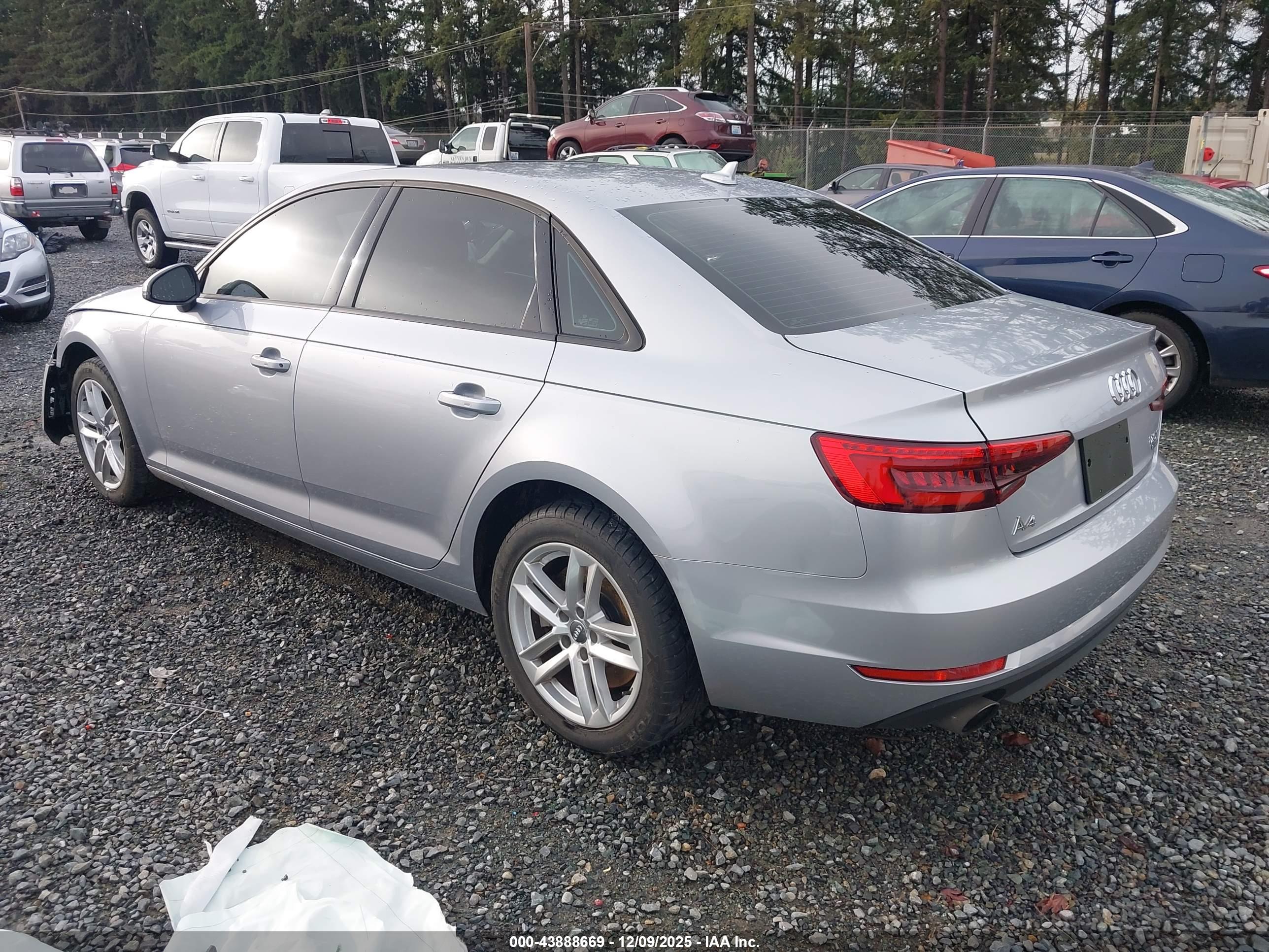 AUDI A4 image 3