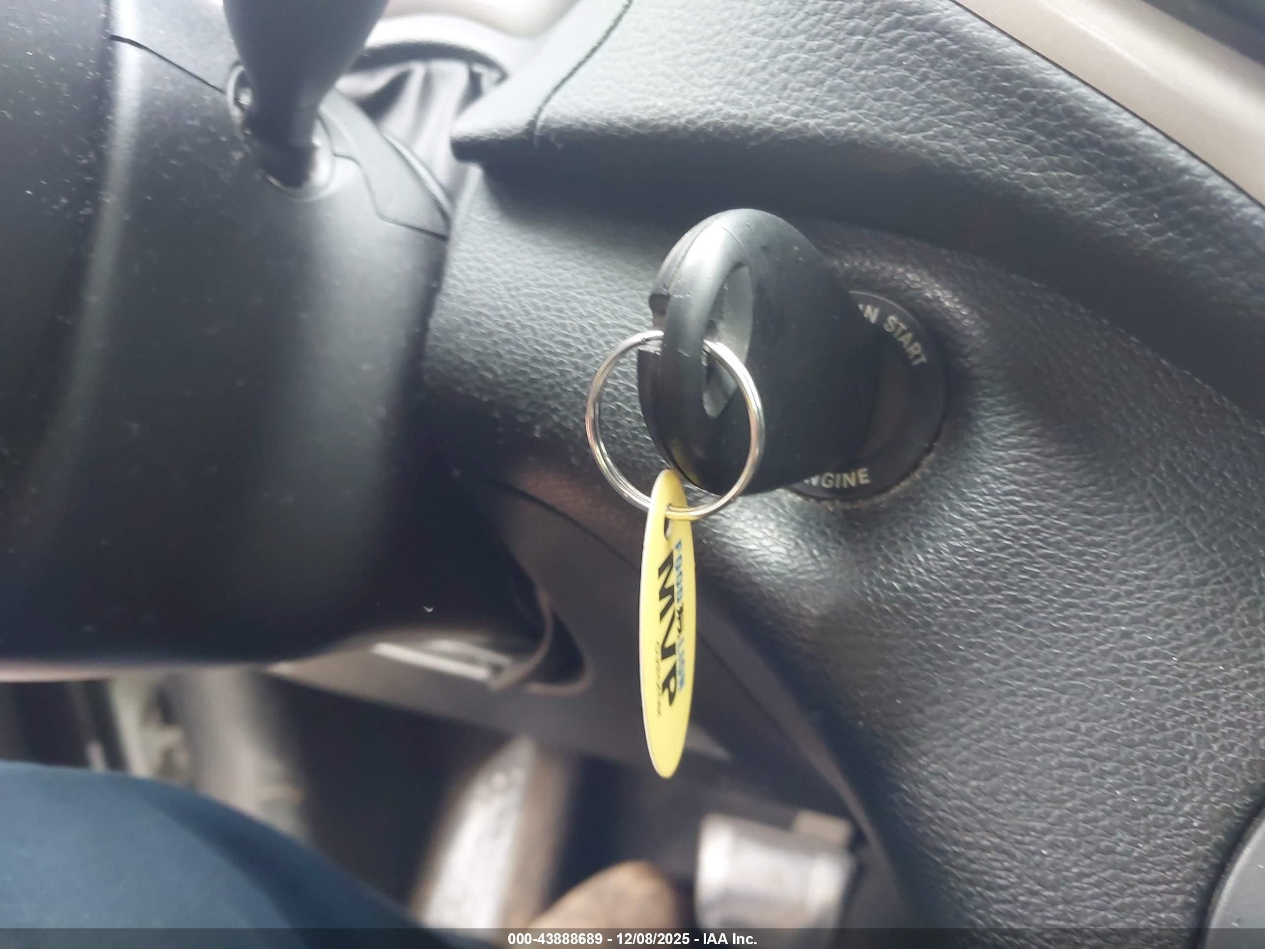 JEEP CHEROKEE image 11