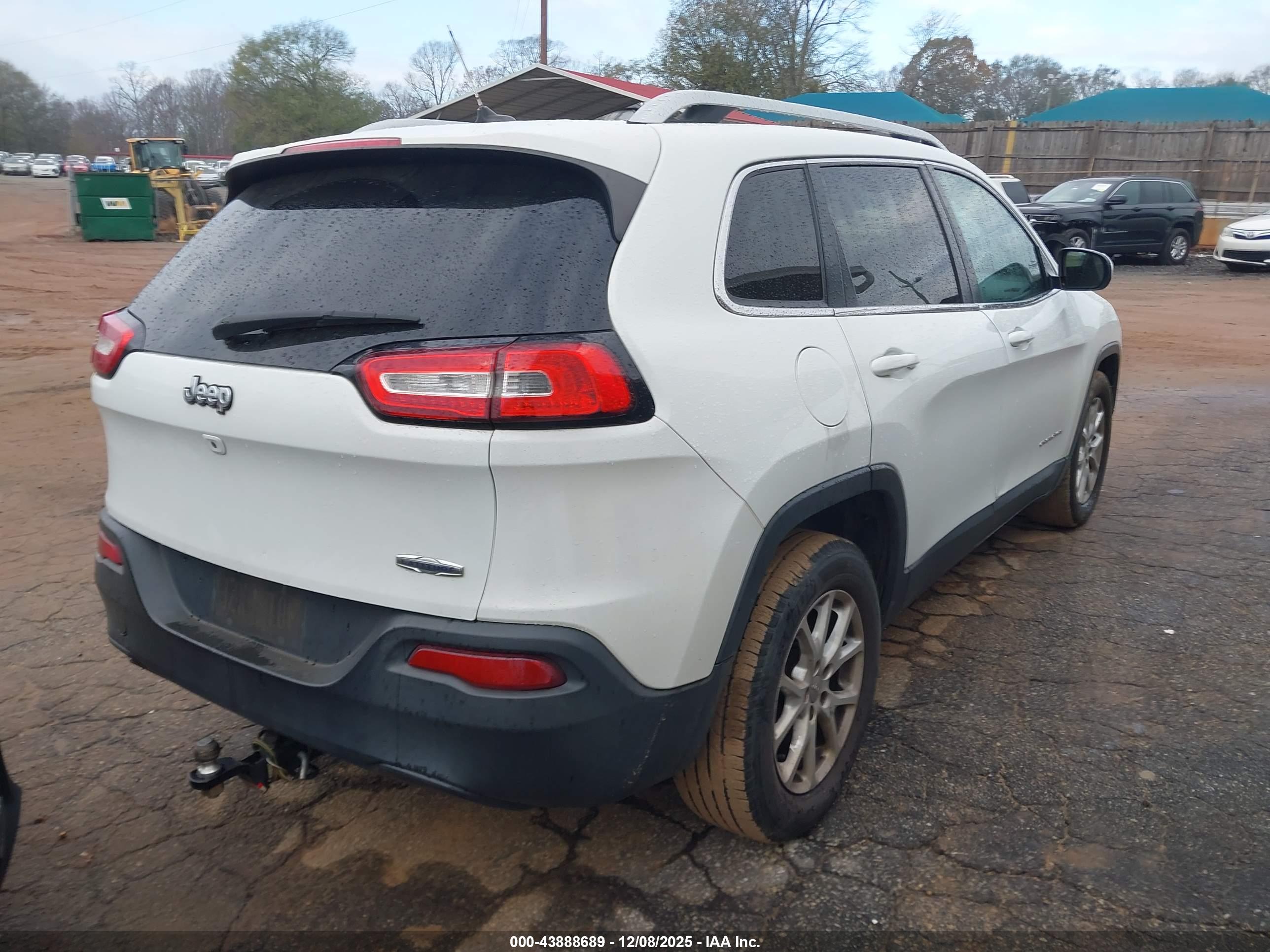 JEEP CHEROKEE image 4