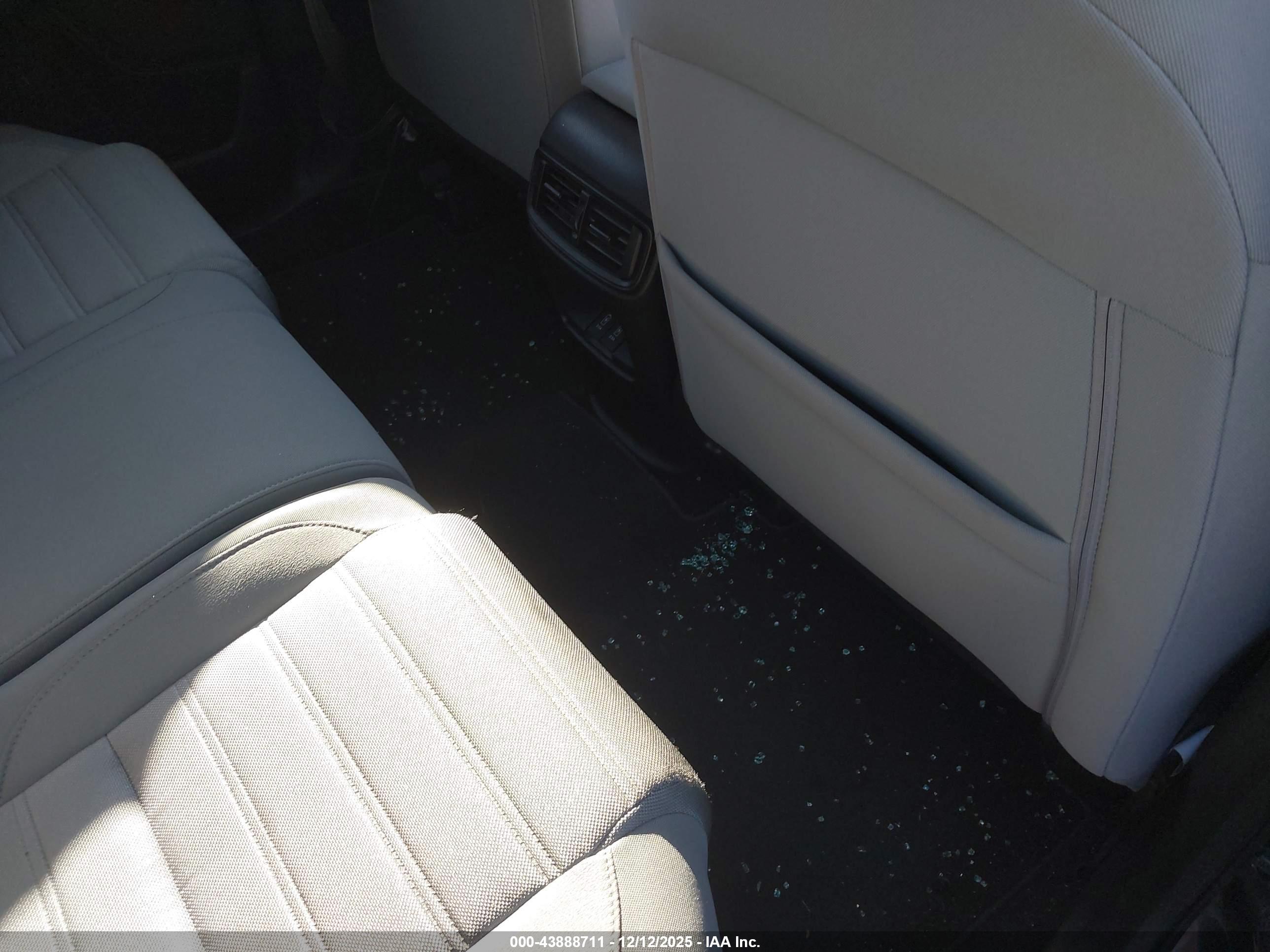 HONDA CR-V image 8