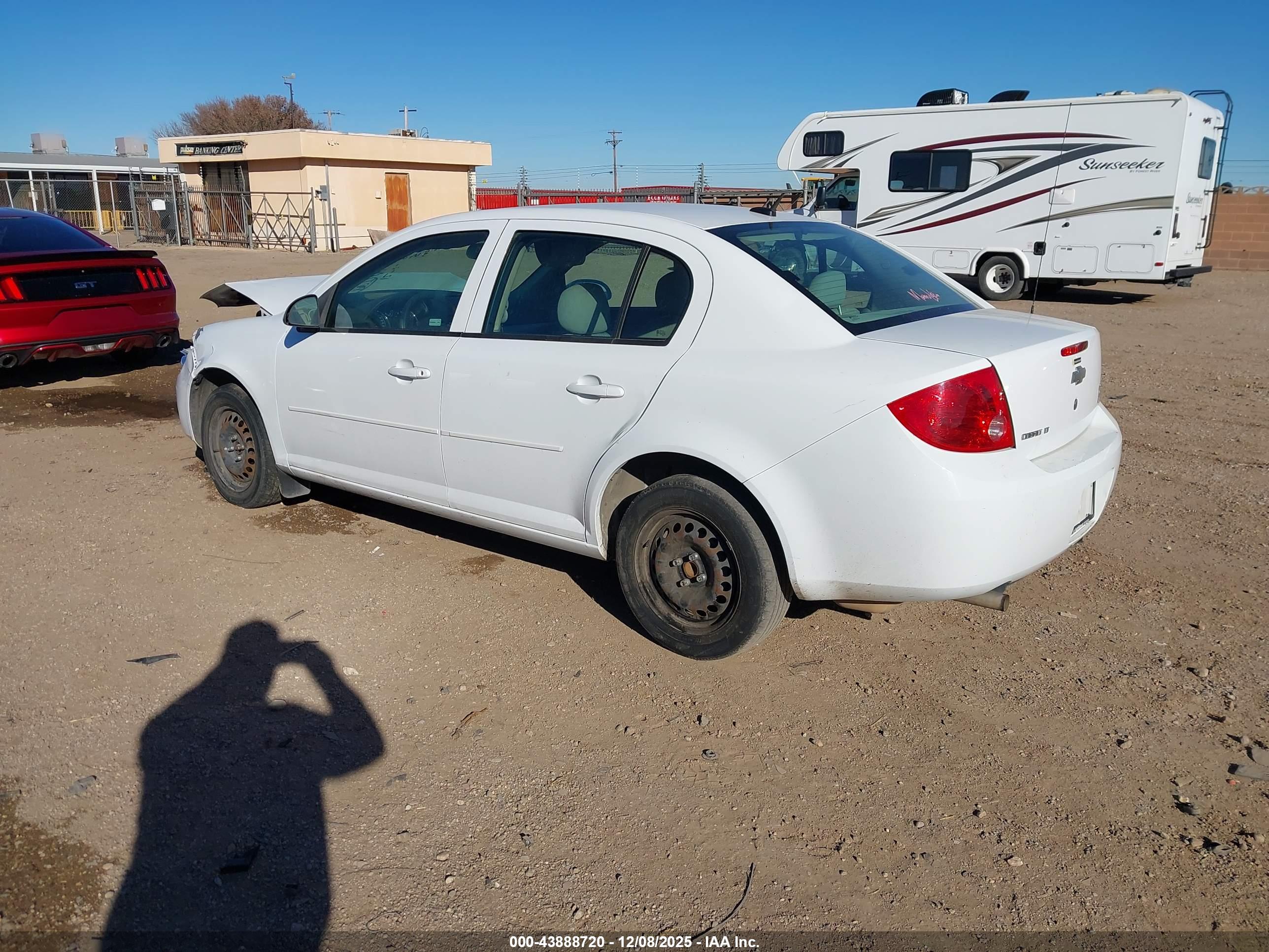 CHEVROLET COBALT image 3