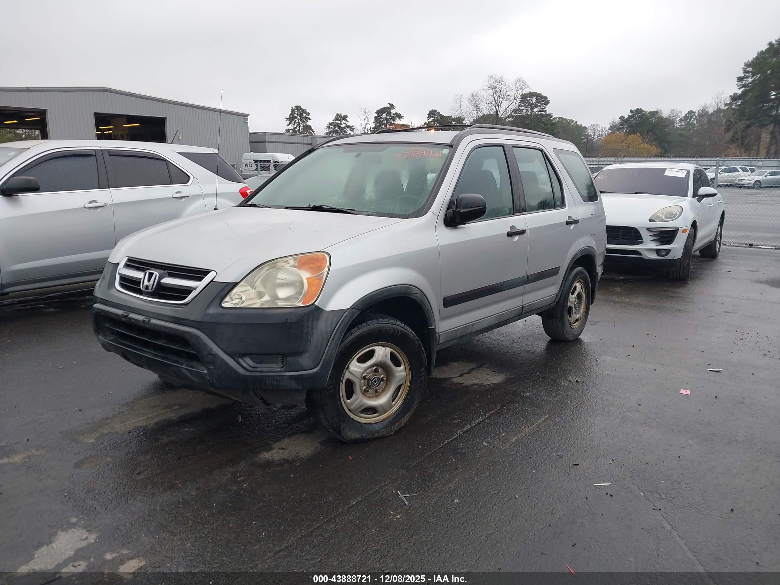 HONDA CR-V image 2