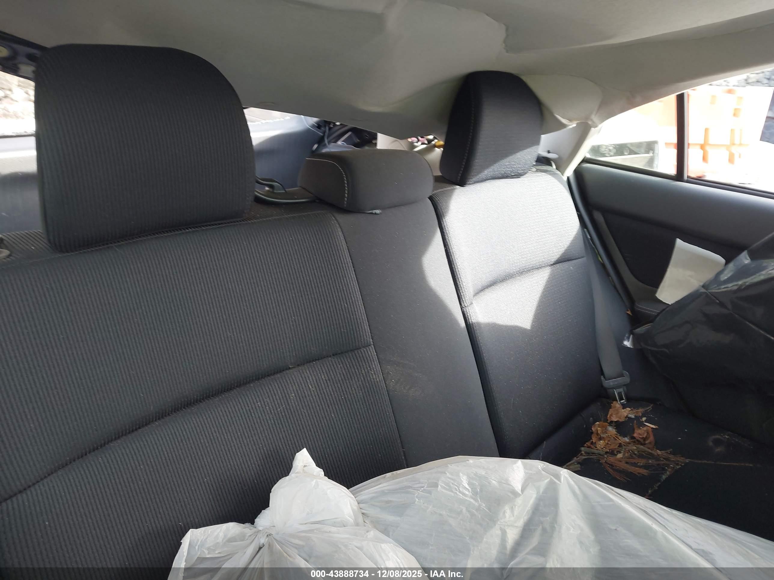 SUBARU IMPREZA image 8