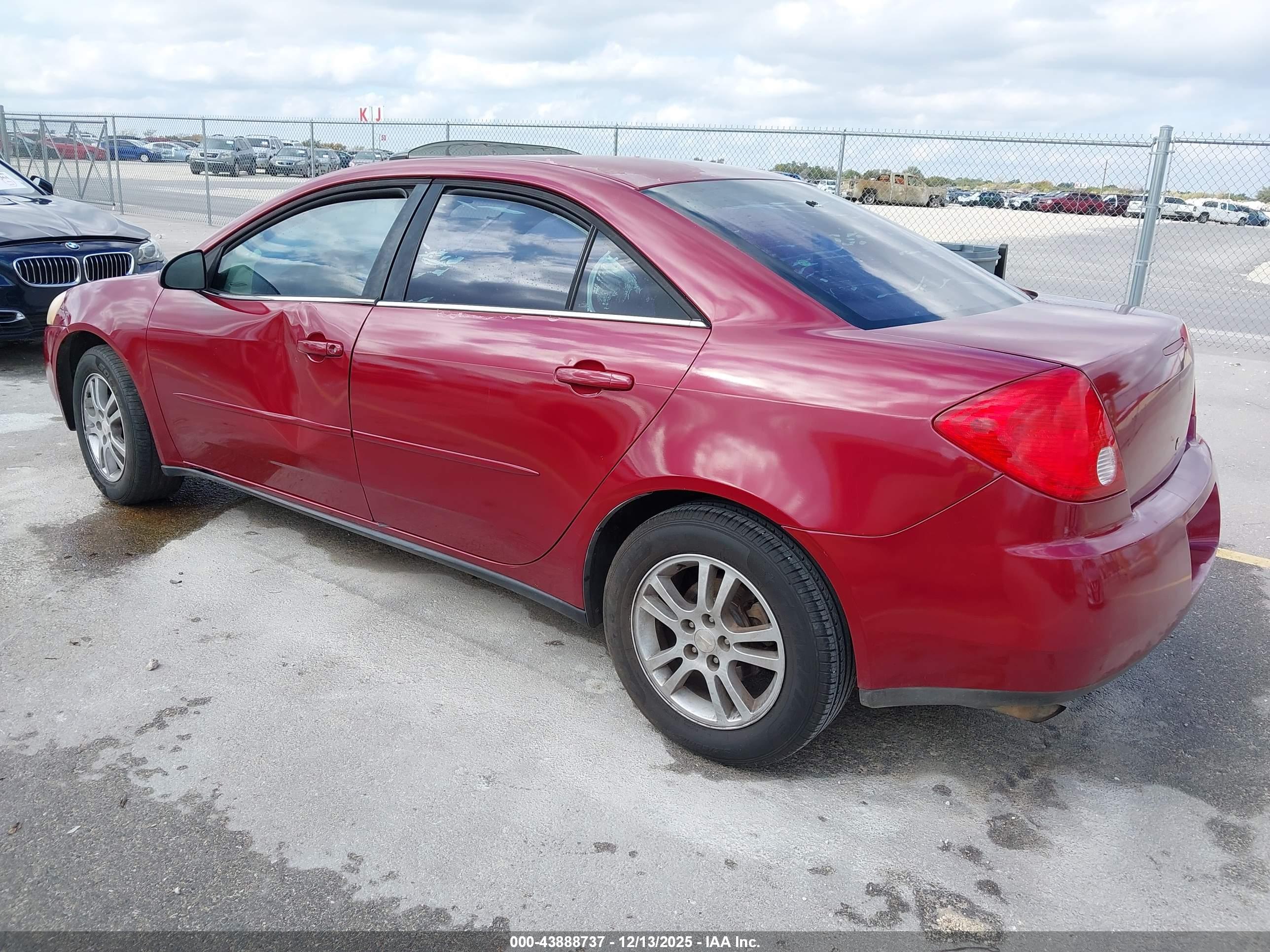 PONTIAC G6 image 3