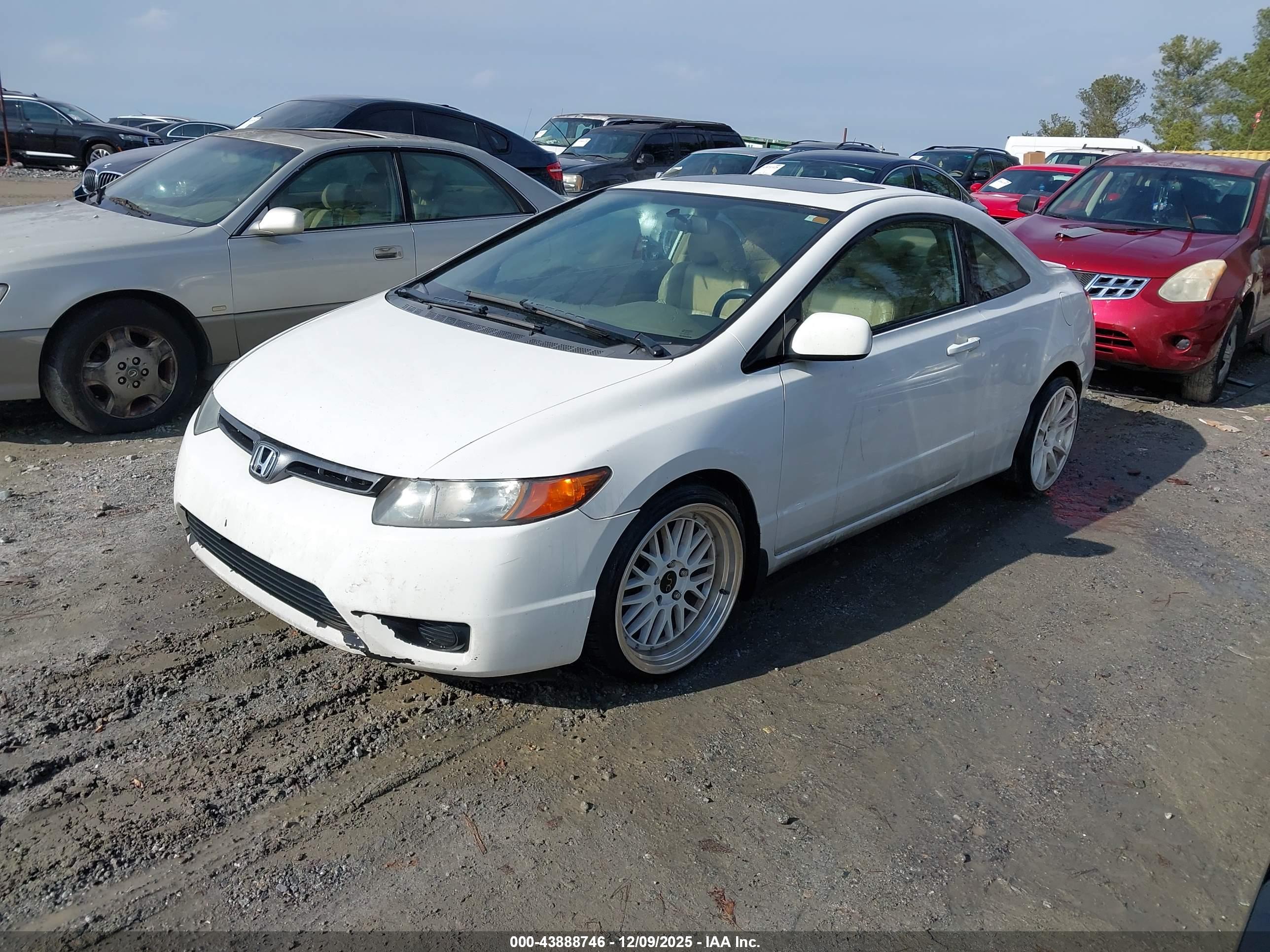 HONDA CIVIC image 2