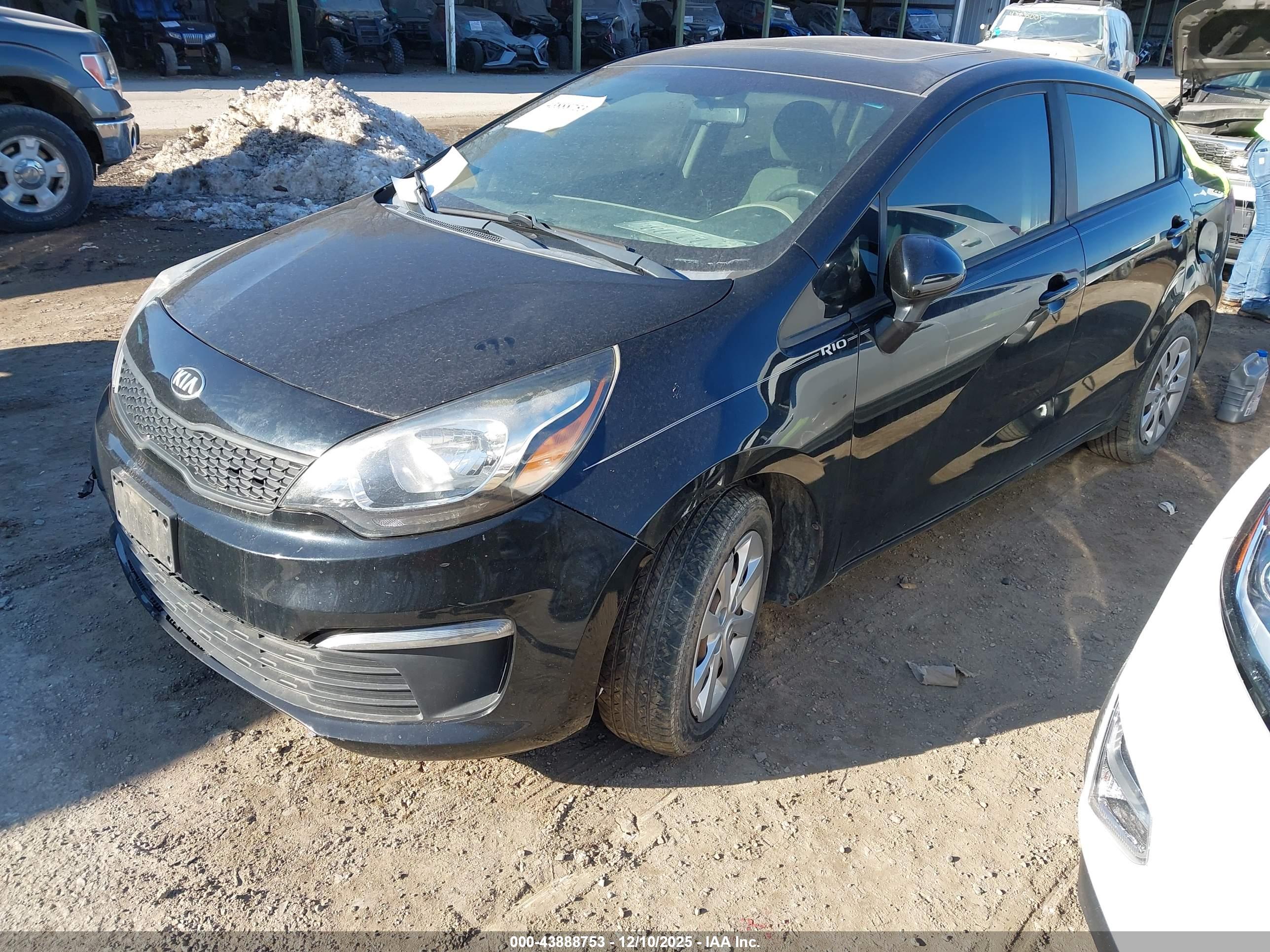 KIA RIO image 2