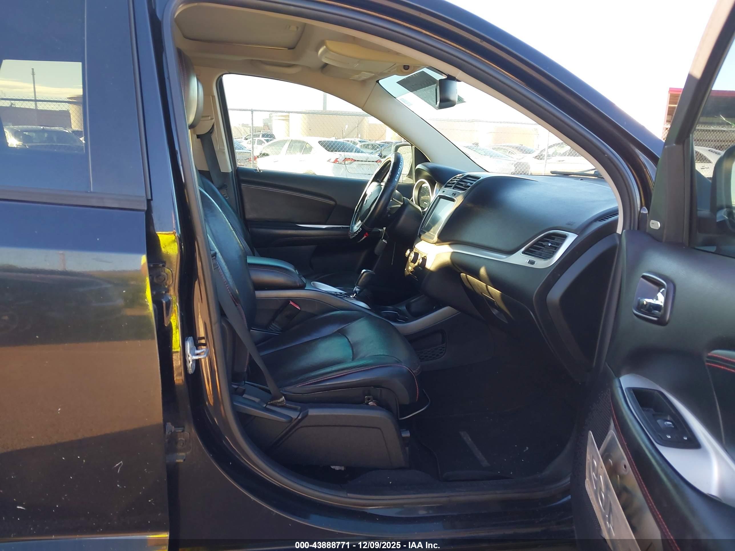 DODGE JOURNEY image 5