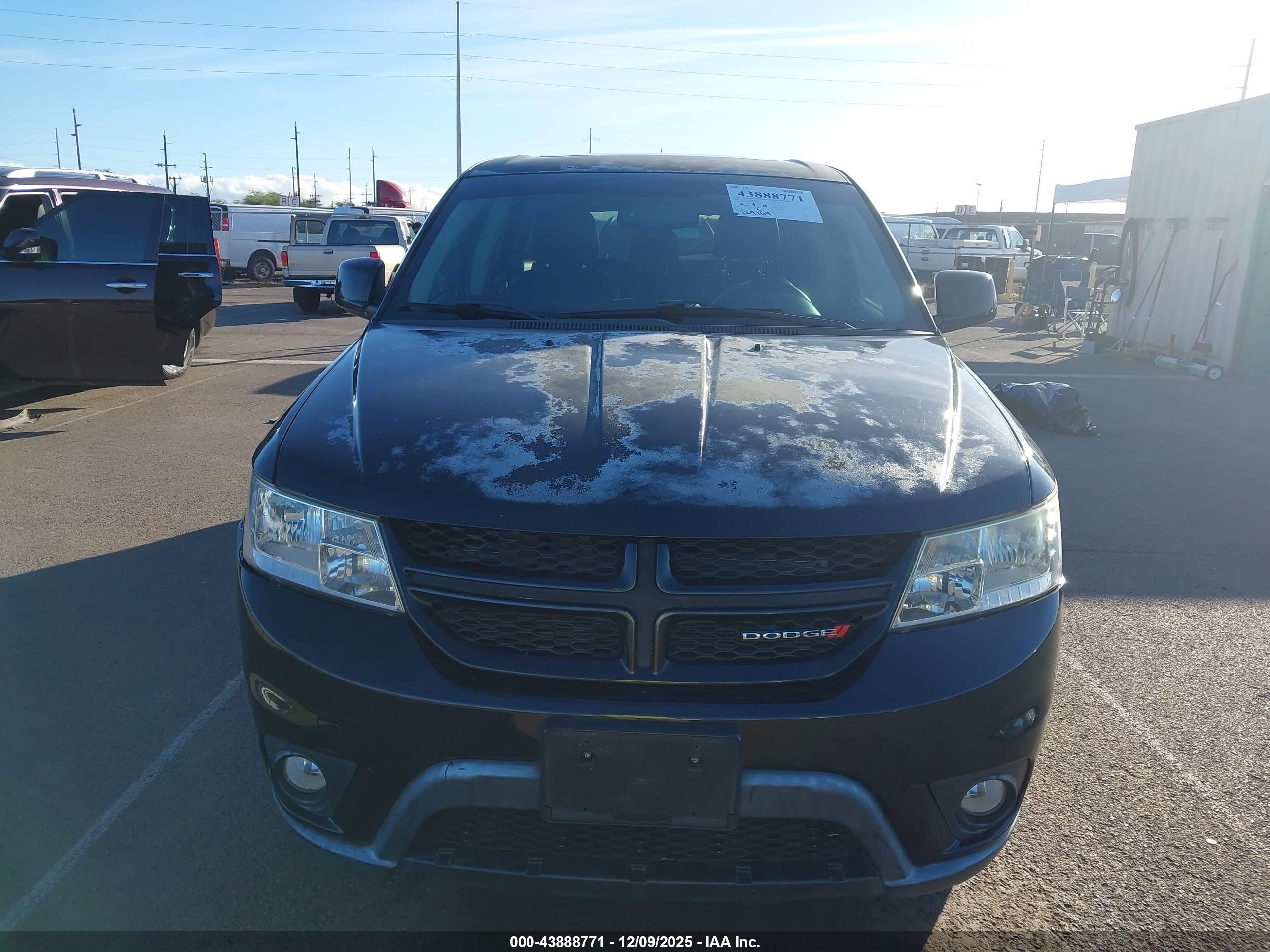 DODGE JOURNEY image 6