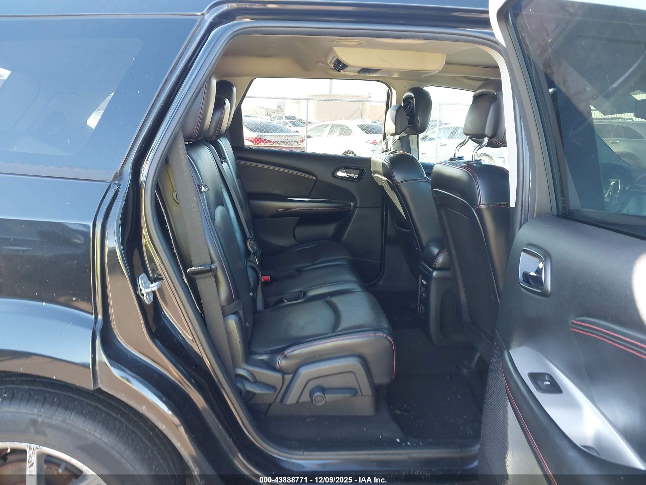 DODGE JOURNEY image 8