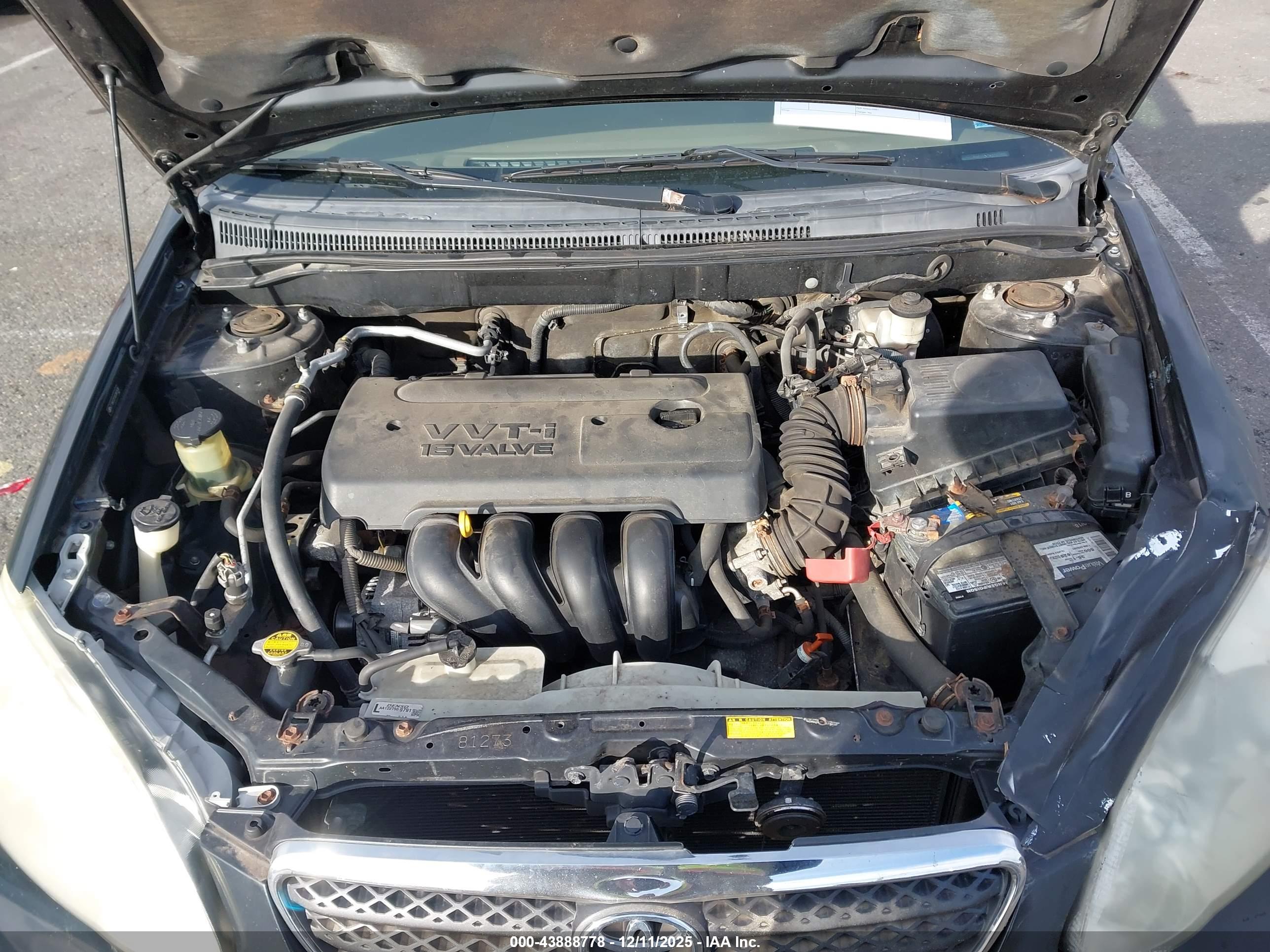 TOYOTA COROLLA image 10
