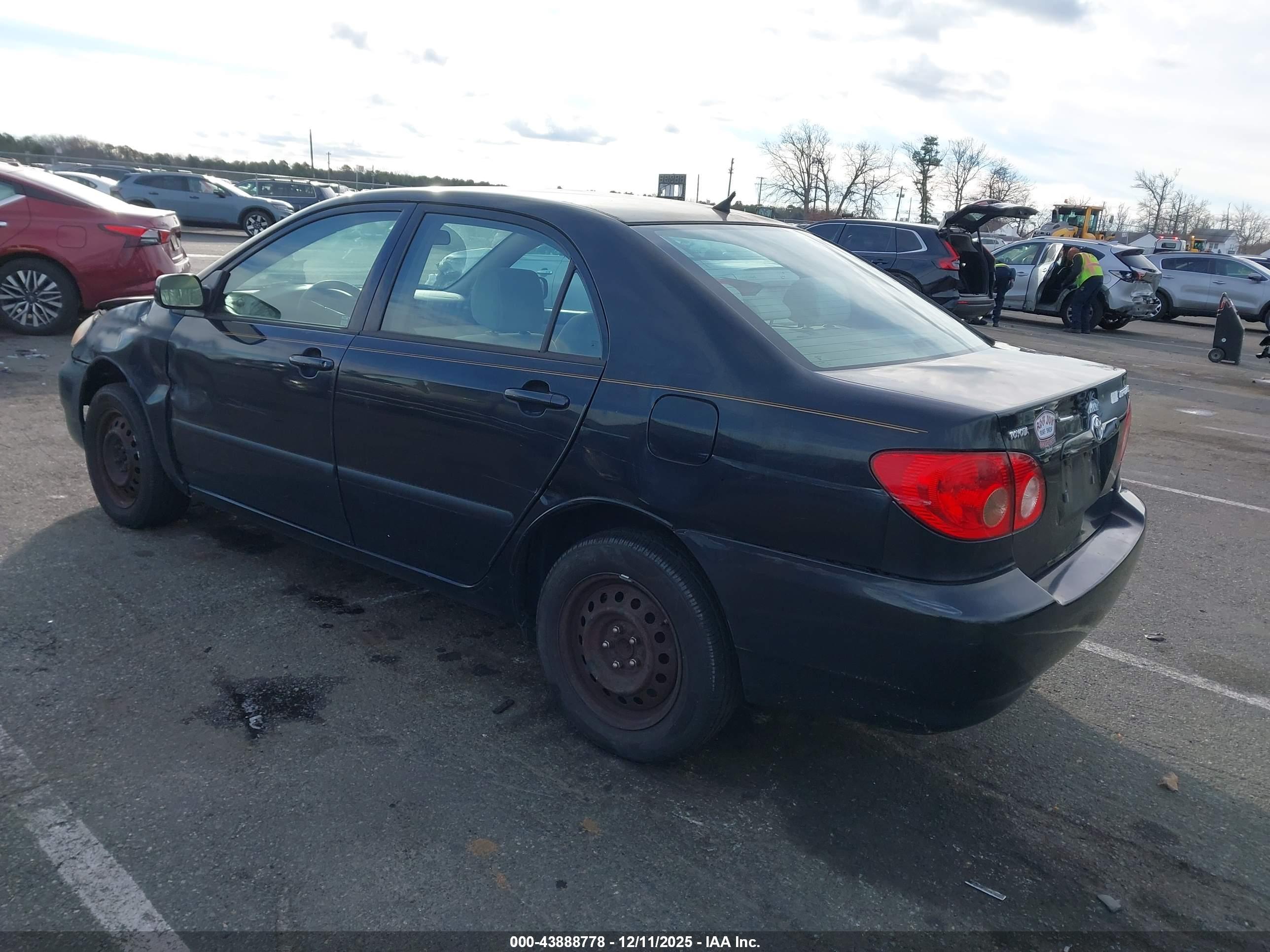 TOYOTA COROLLA image 3