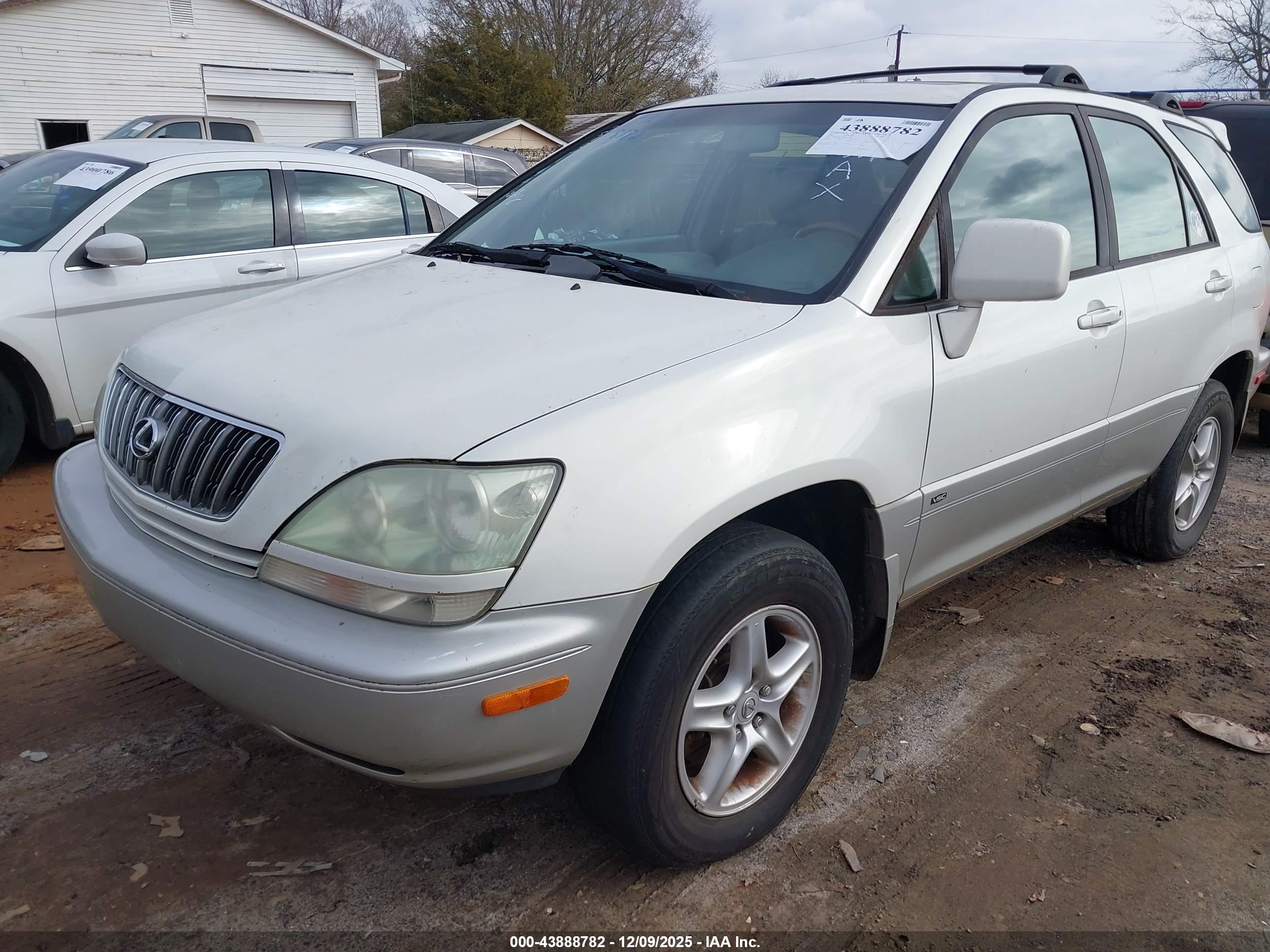 LEXUS RX image 2