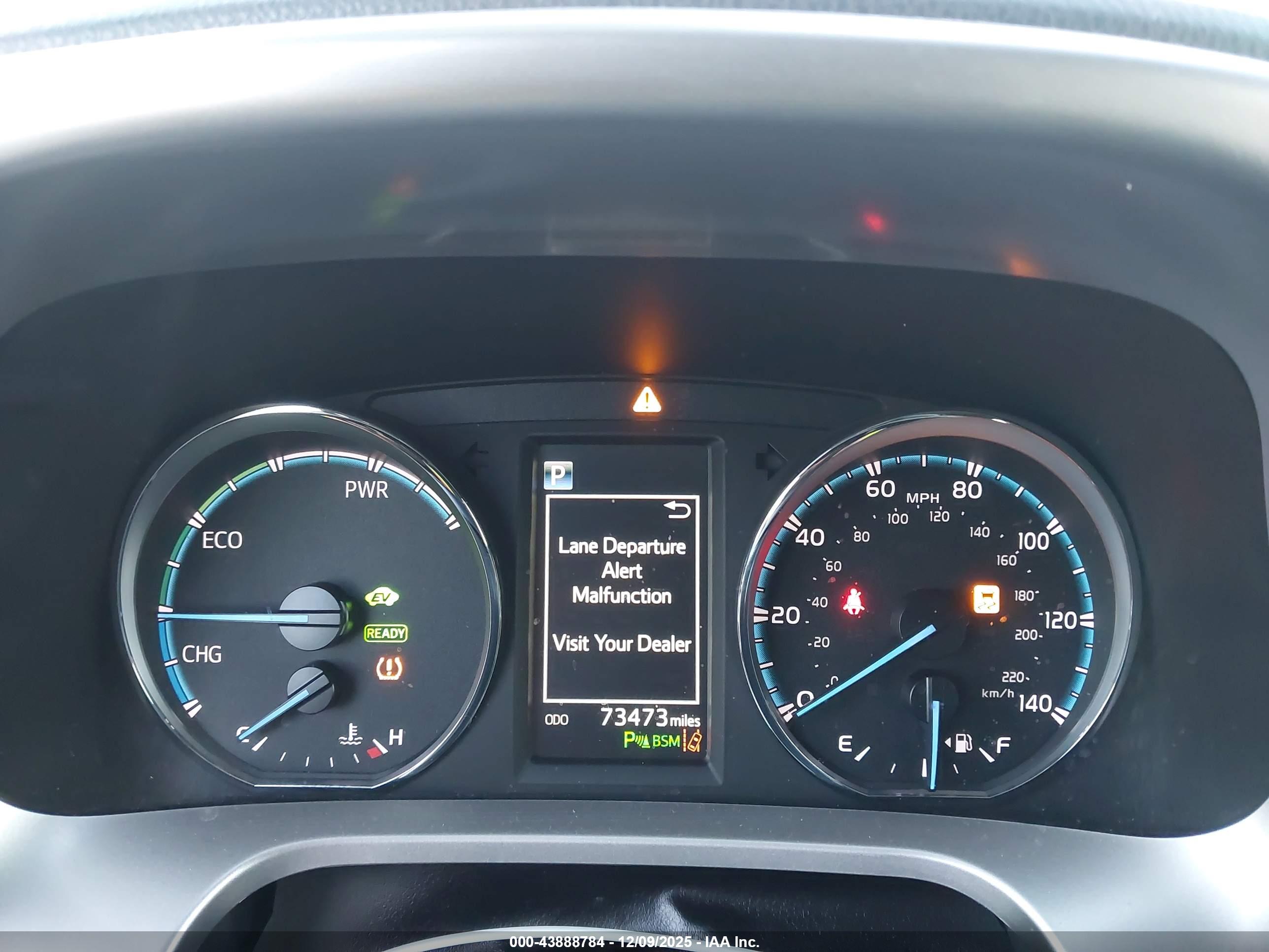 TOYOTA RAV4 image 7