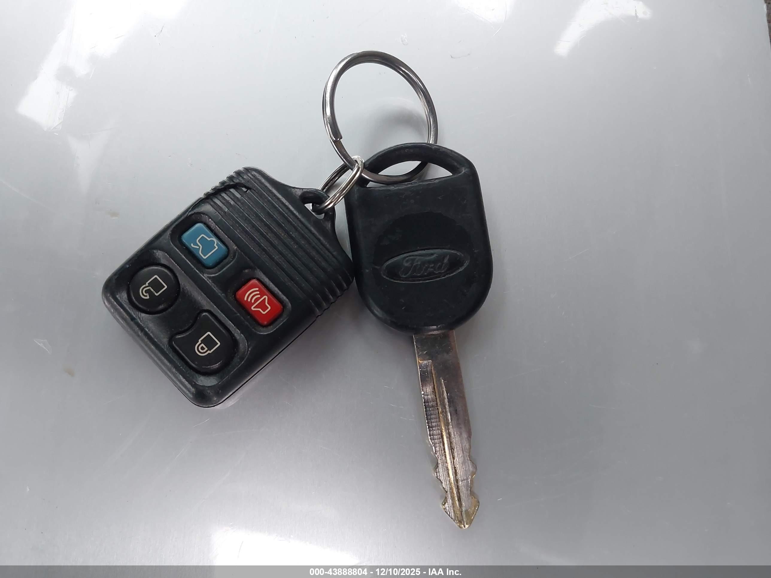 FORD FOCUS image 11