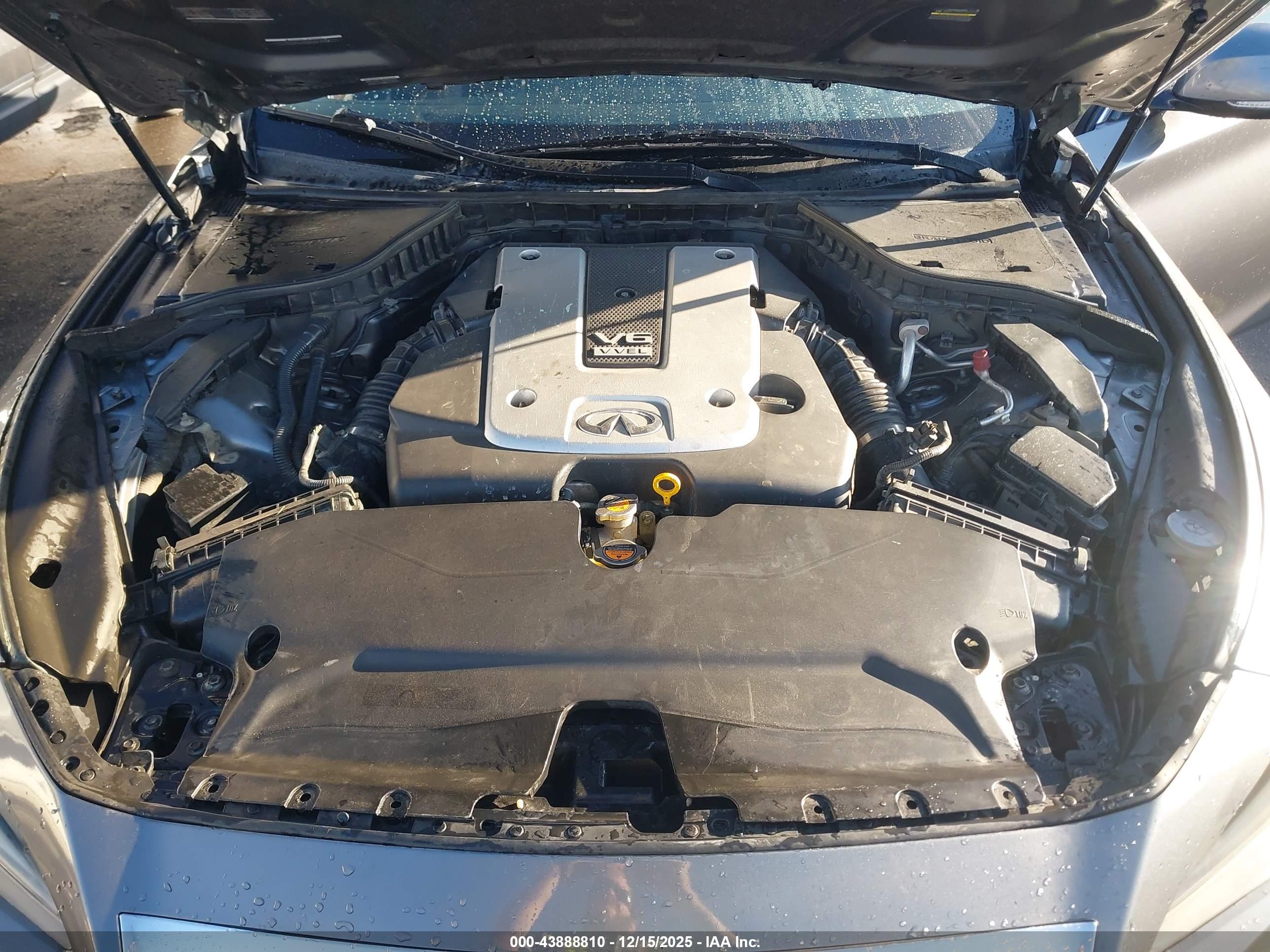 INFINITI Q50 image 10