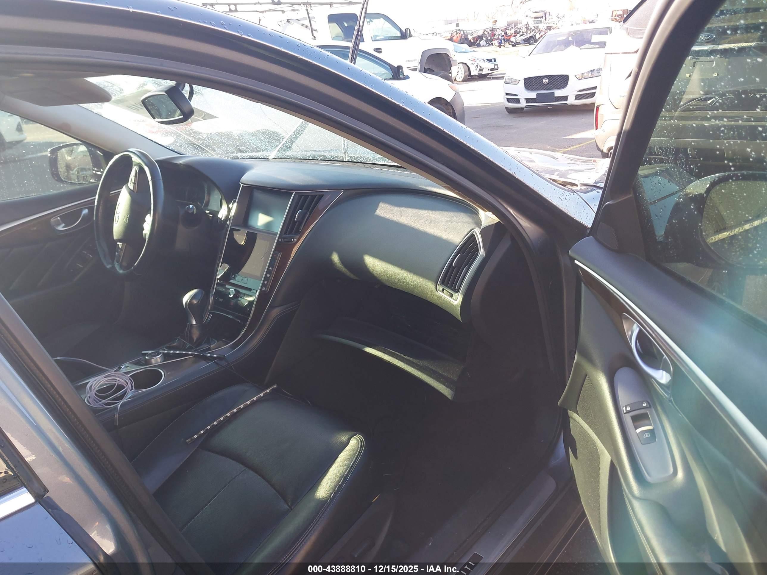 INFINITI Q50 image 5
