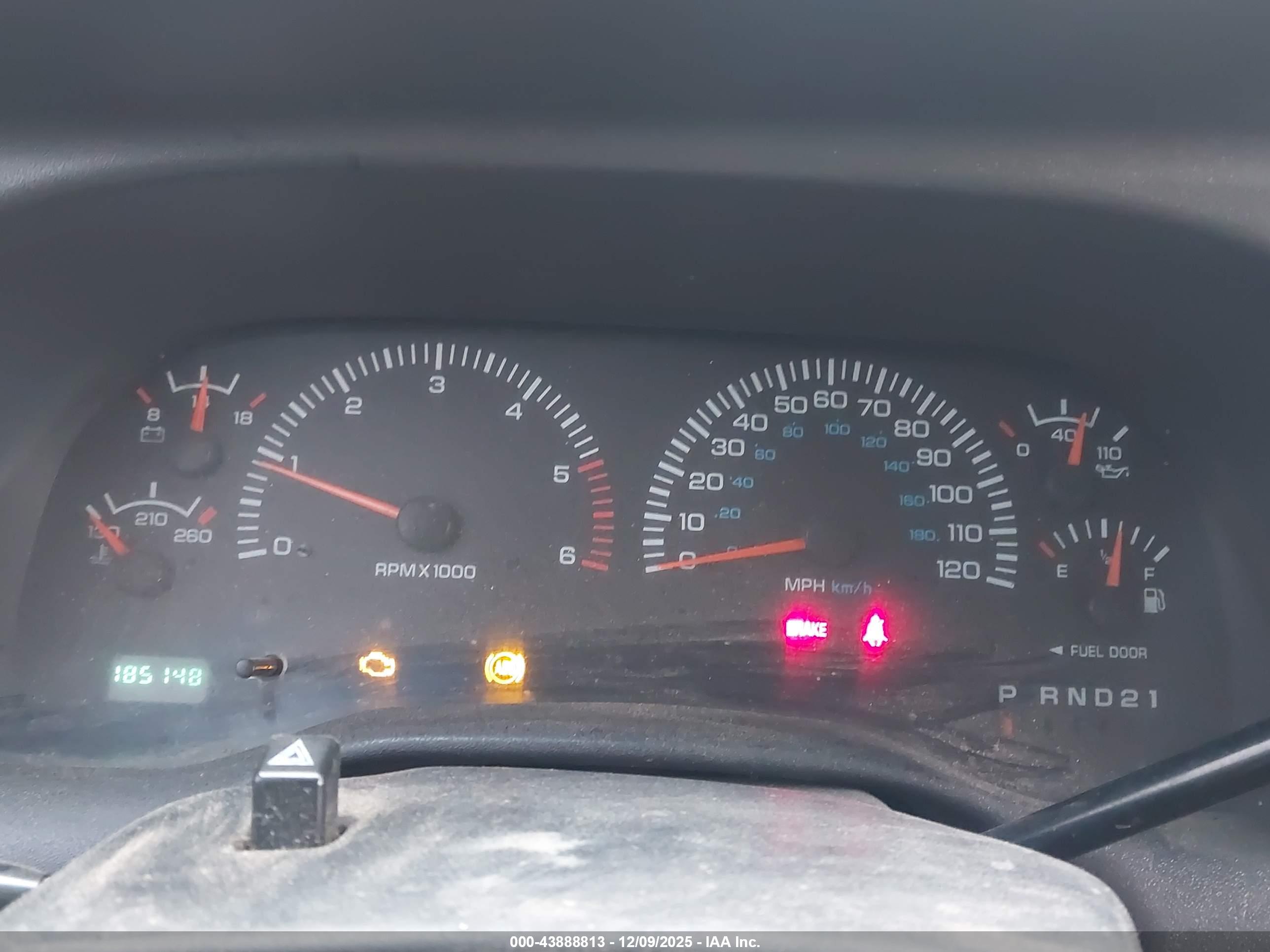 DODGE RAM image 7