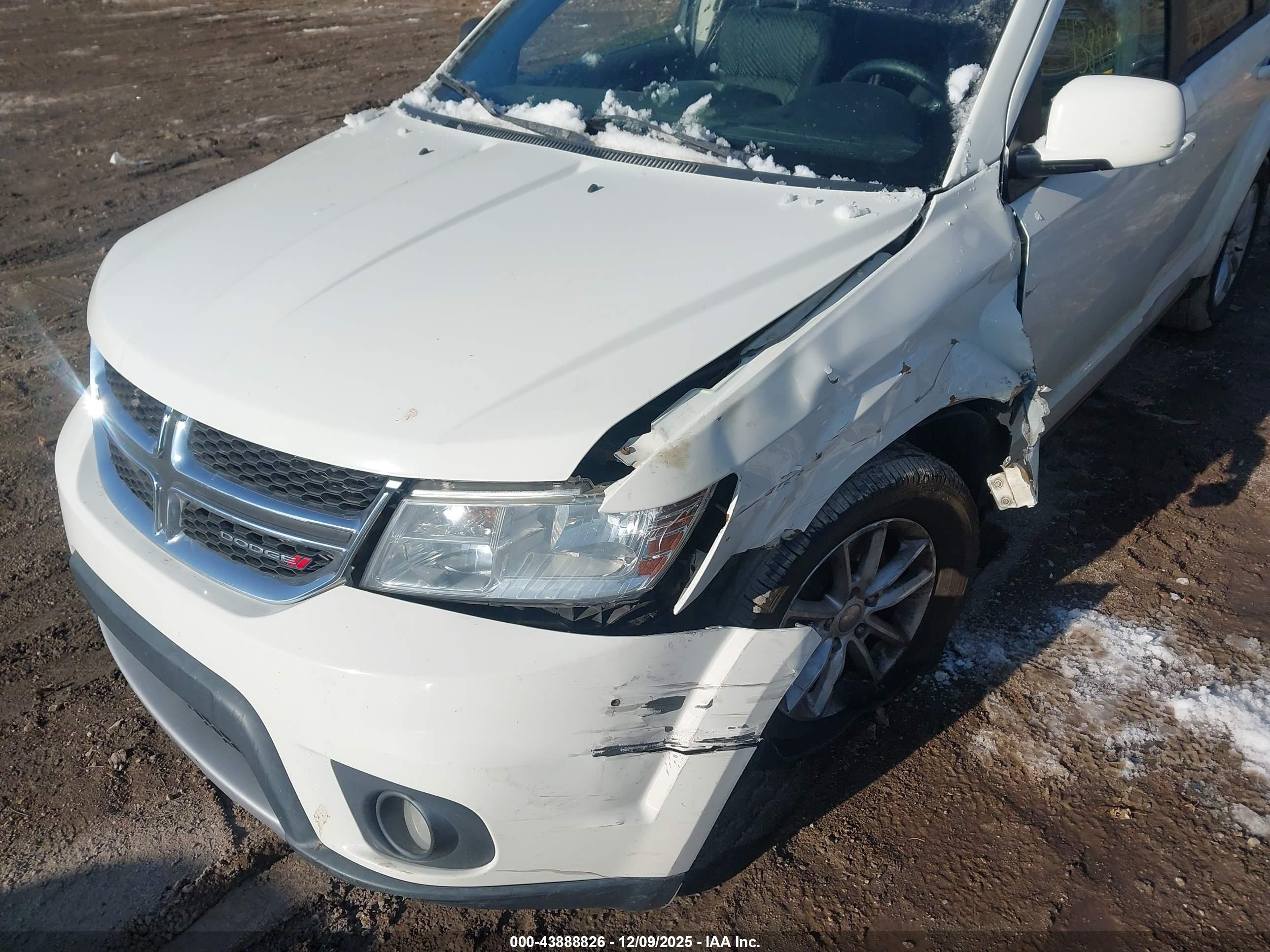 DODGE JOURNEY image 6