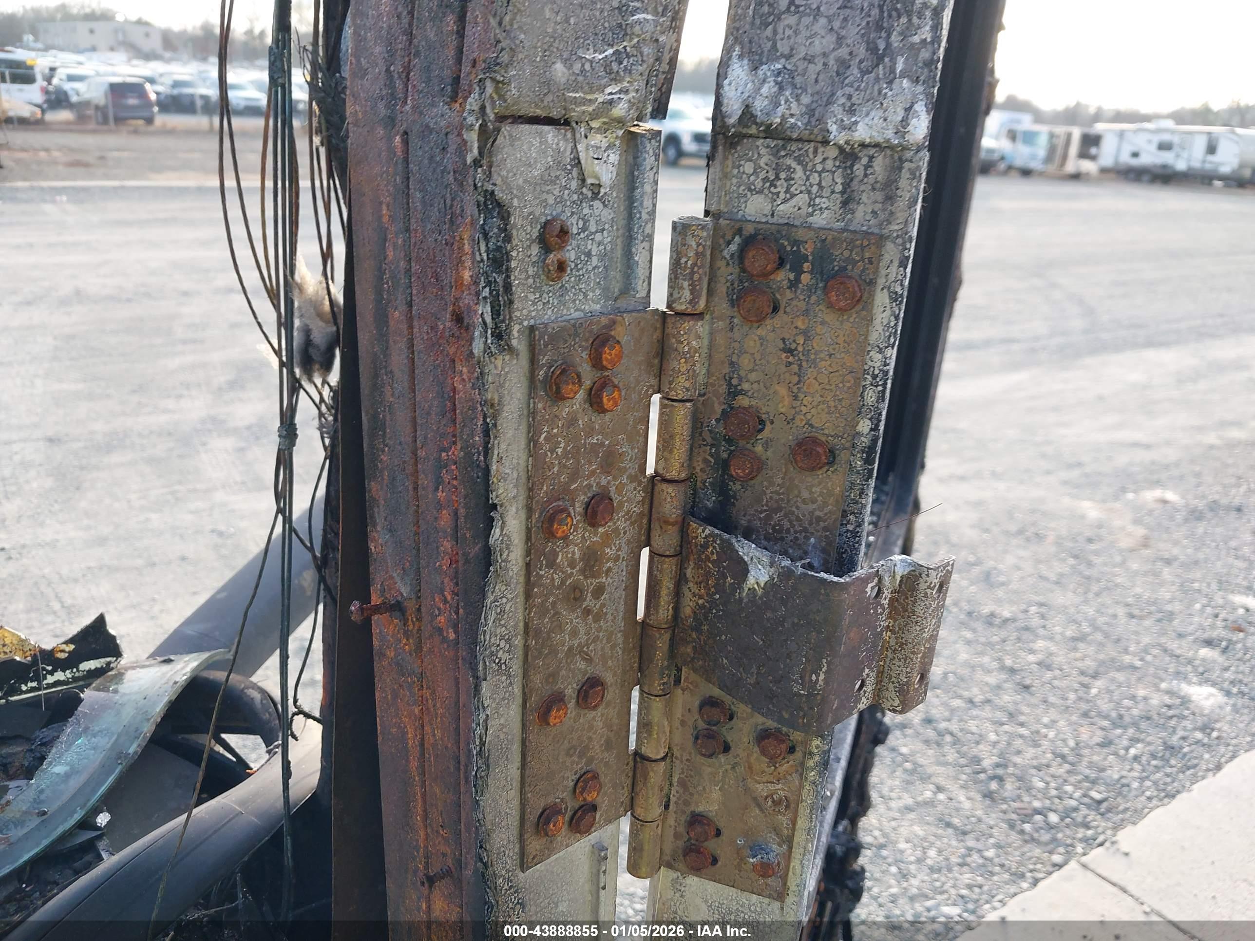 ROADMASTER RAIL image 9