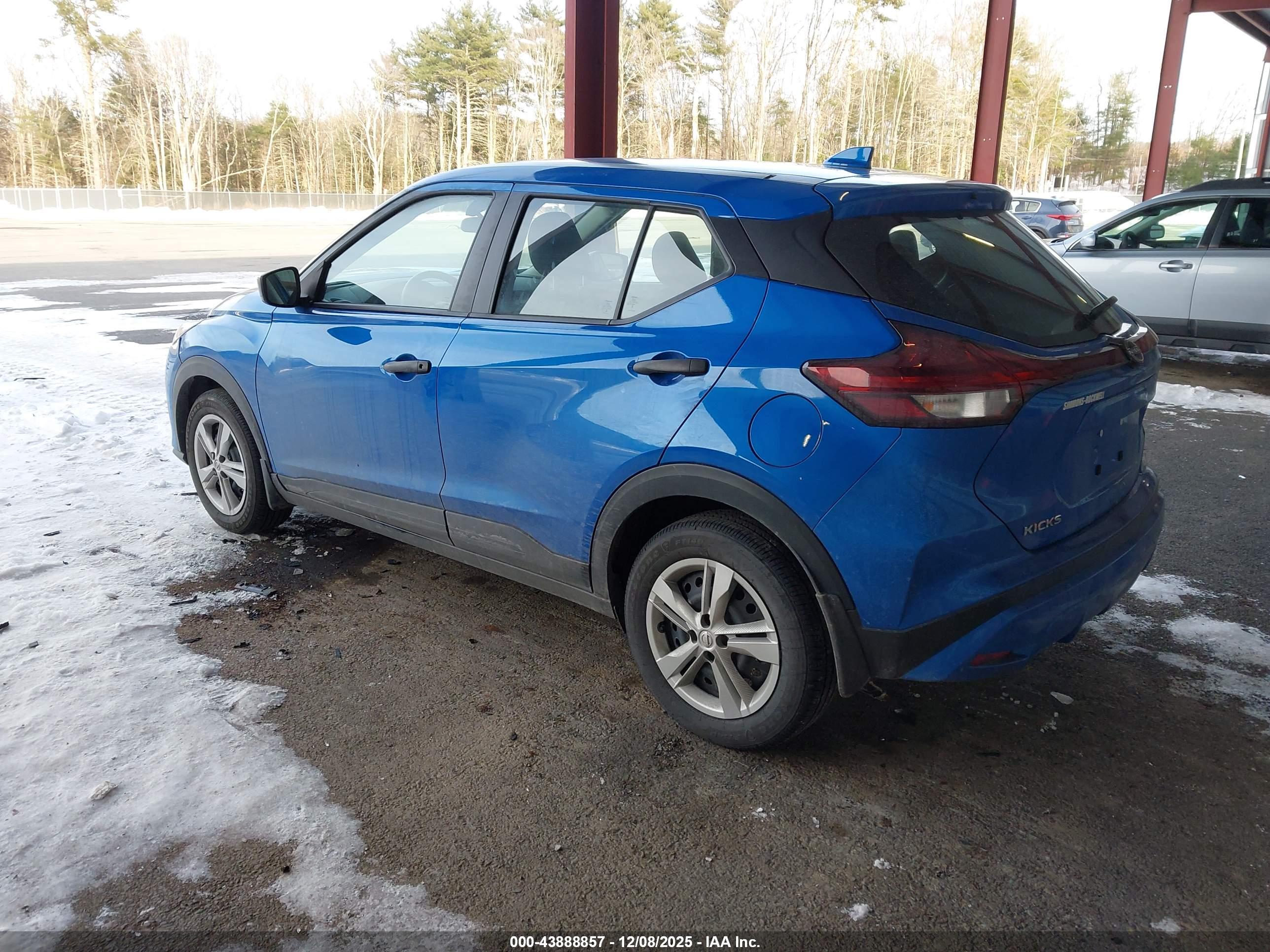 NISSAN KICKS image 3