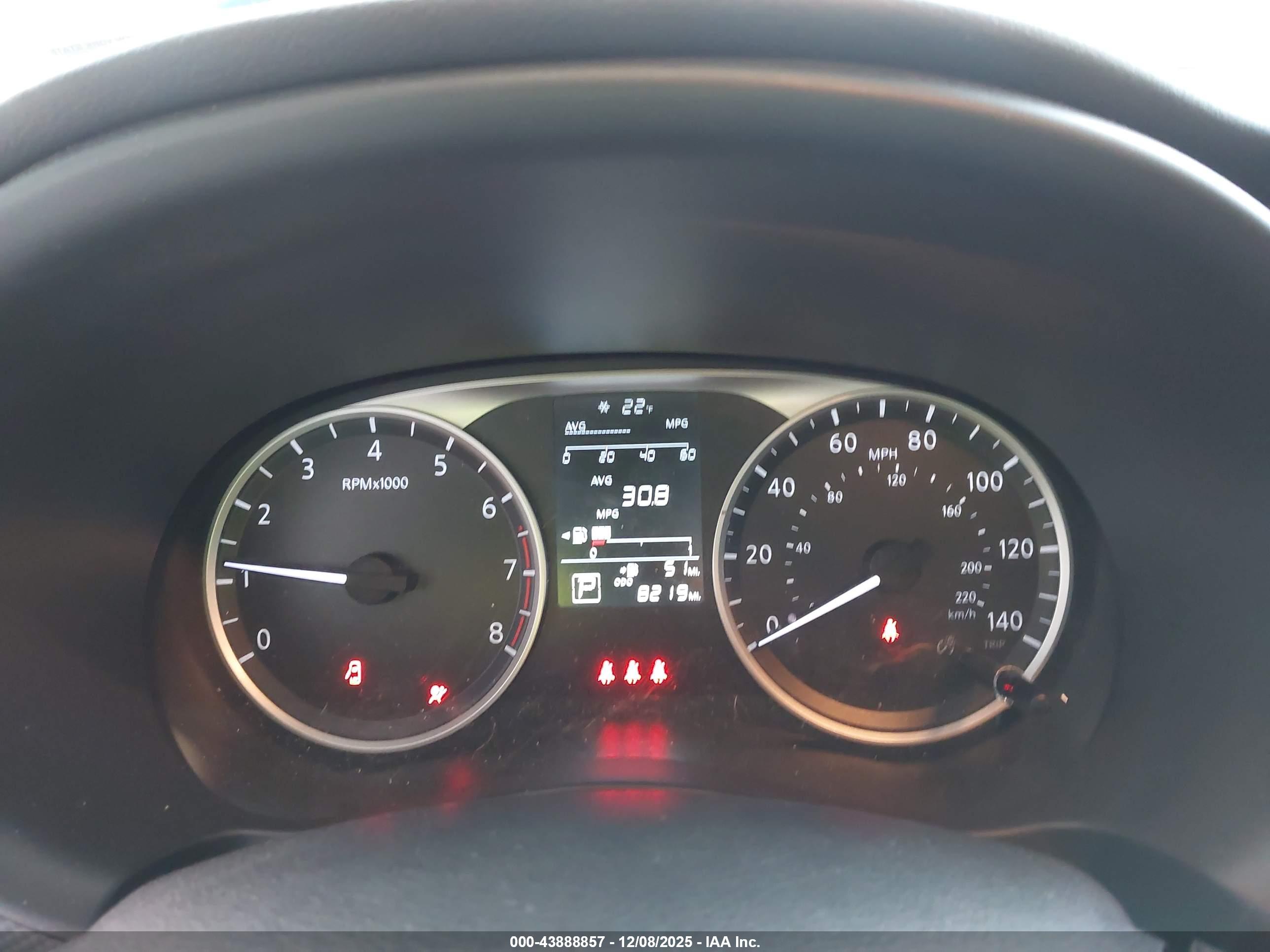 NISSAN KICKS image 7
