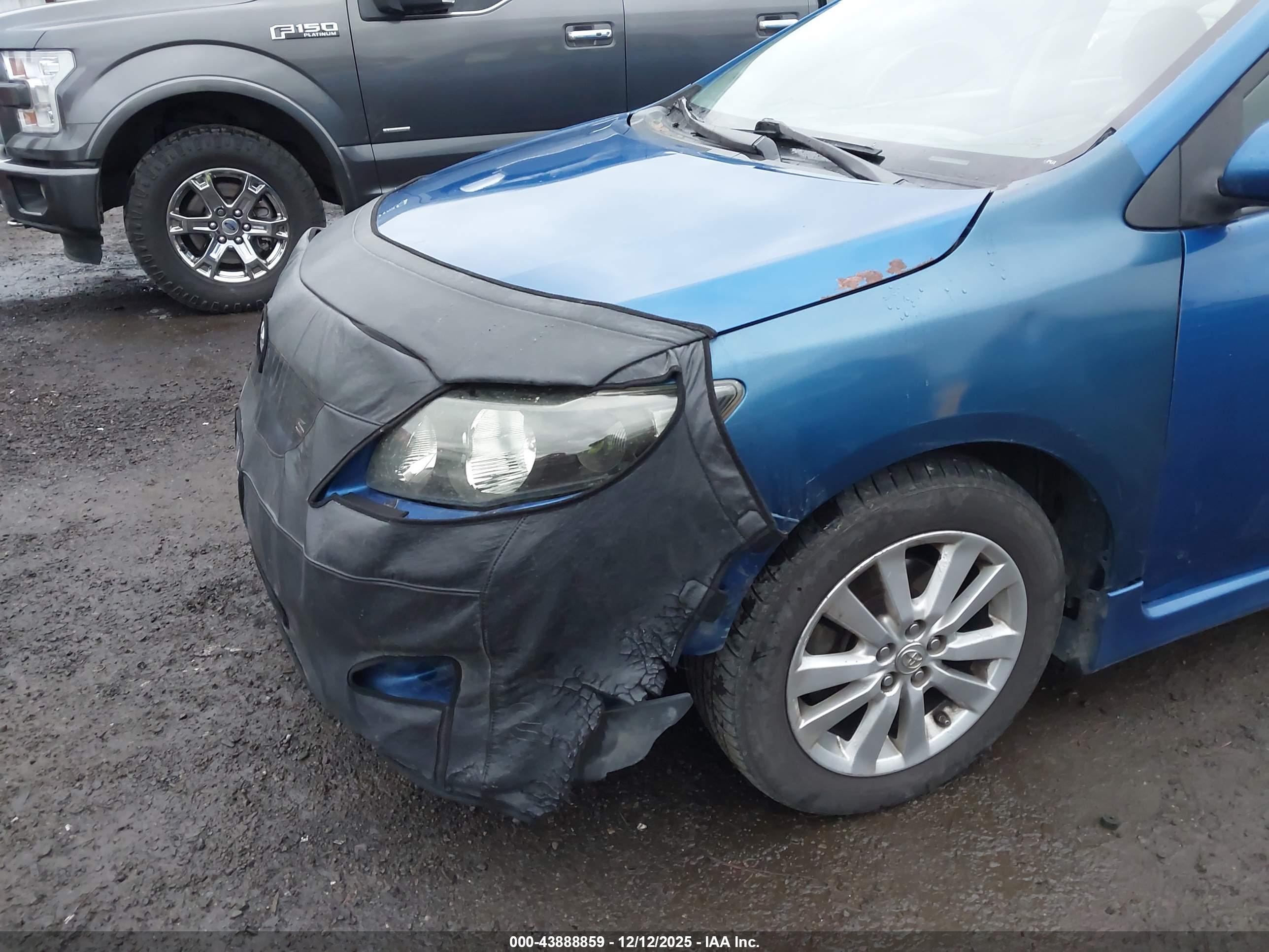 TOYOTA COROLLA image 6