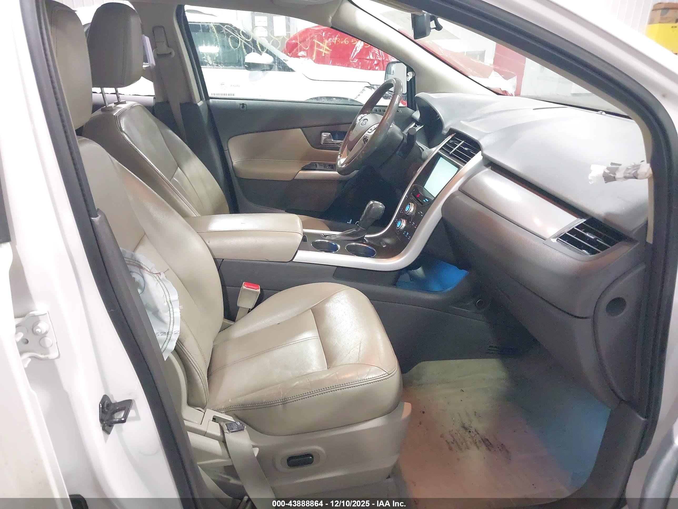 FORD EDGE image 5