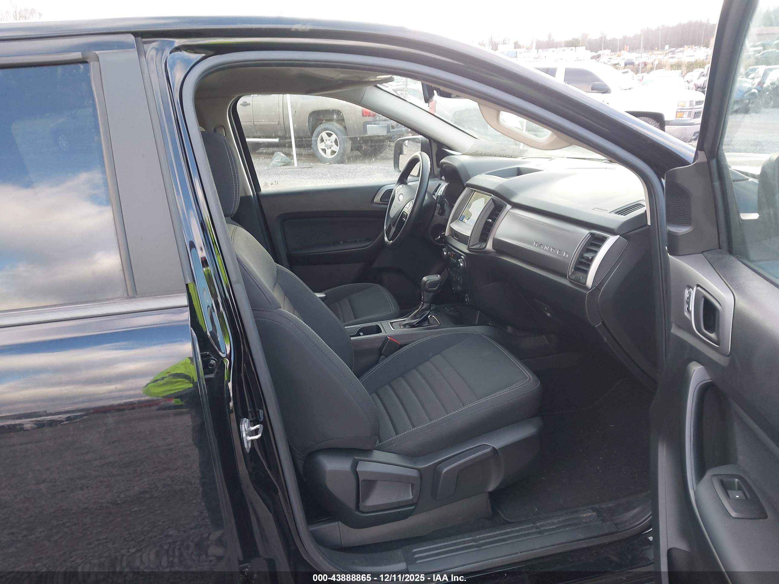 FORD RANGER image 5