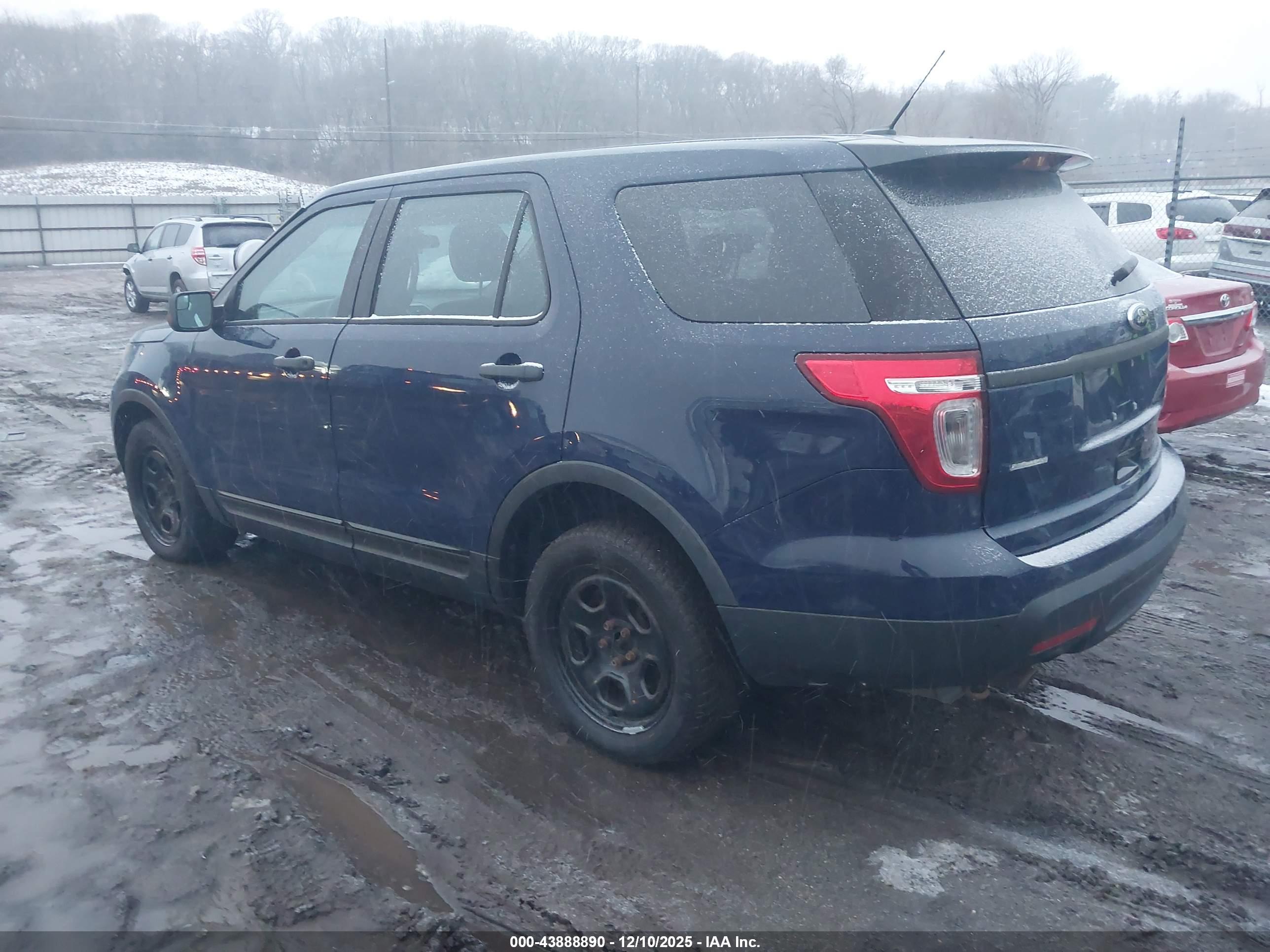 FORD UTILITY image 3