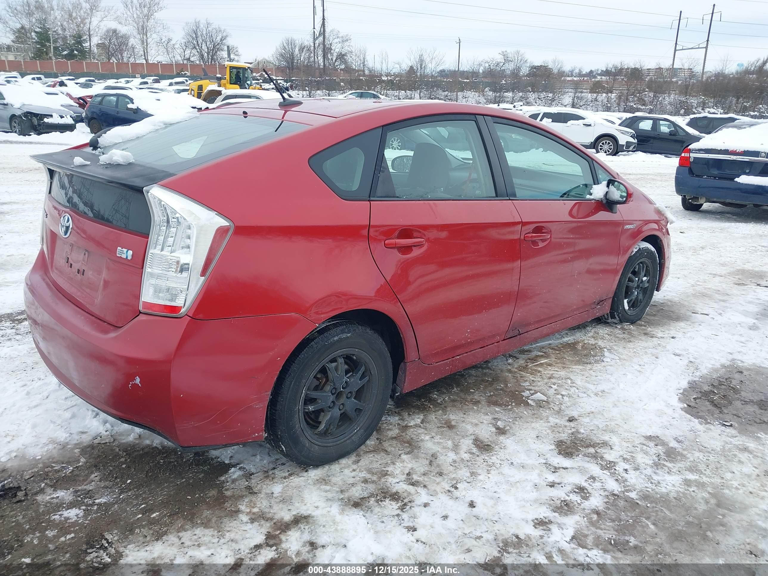 TOYOTA PRIUS image 4