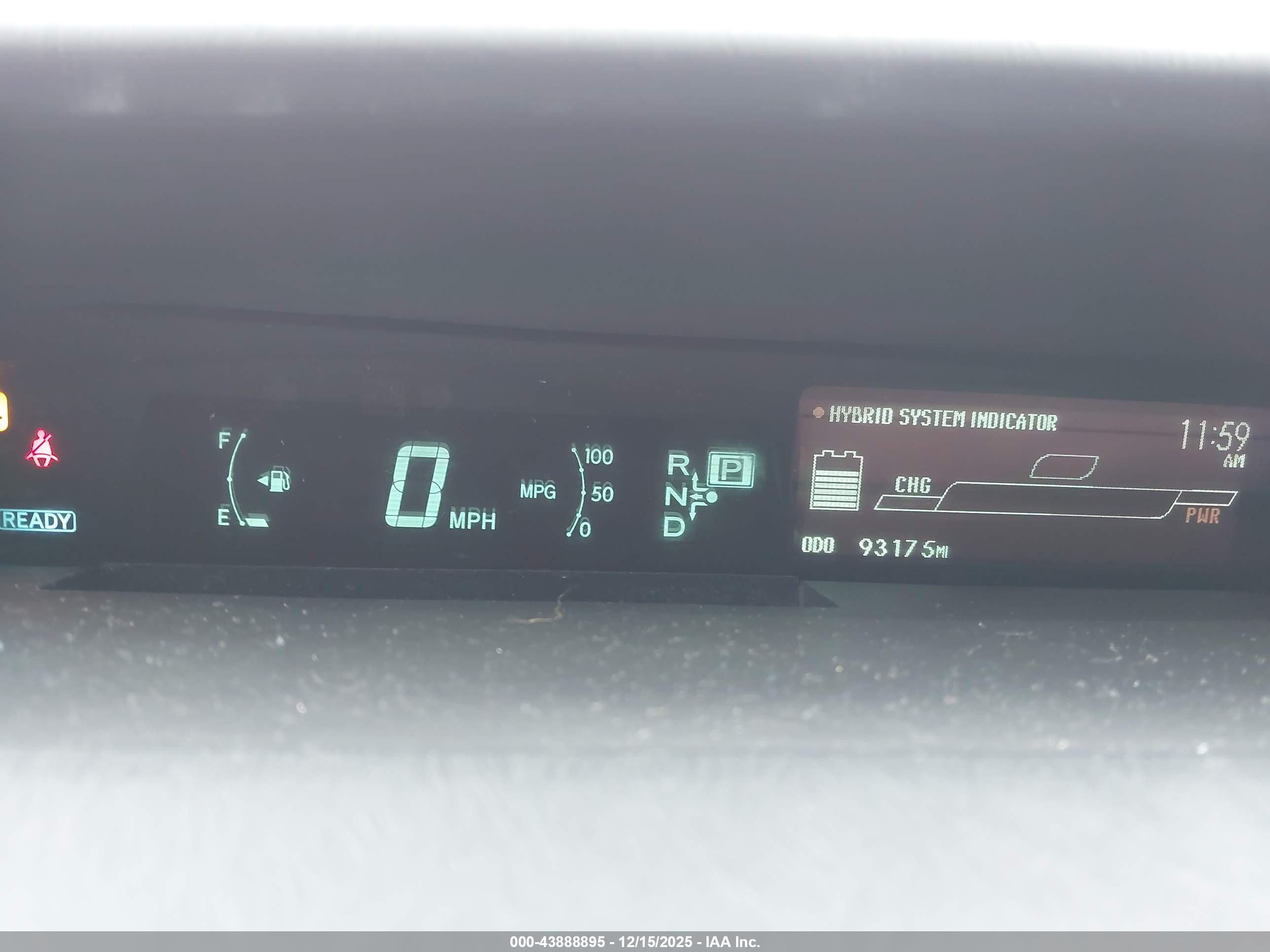 TOYOTA PRIUS image 7