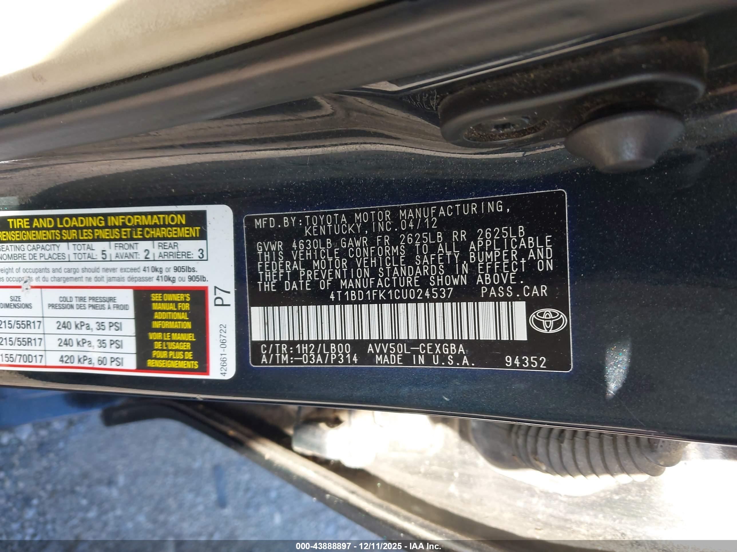TOYOTA CAMRY image 9