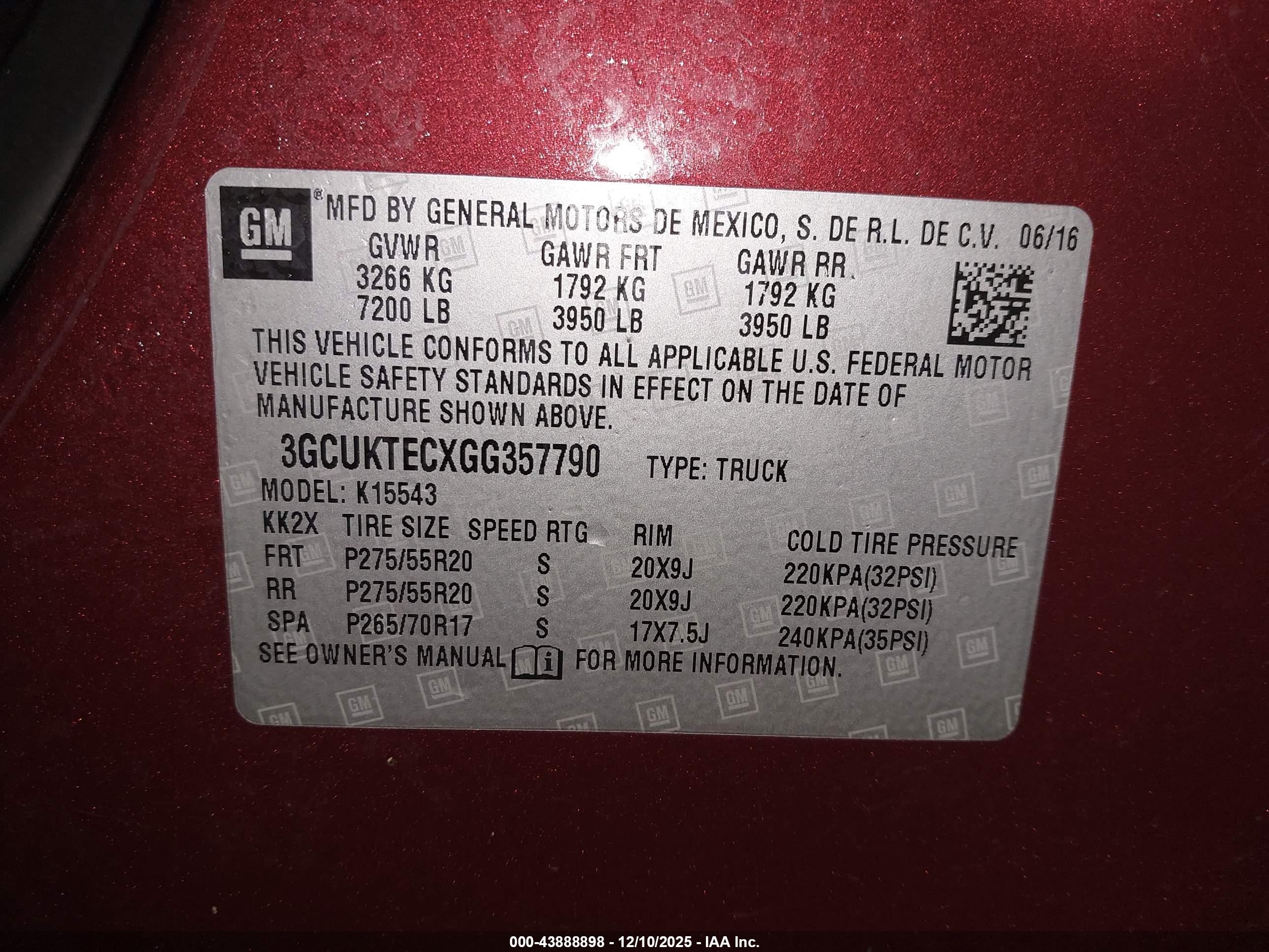 CHEVROLET SILVERADO image 9