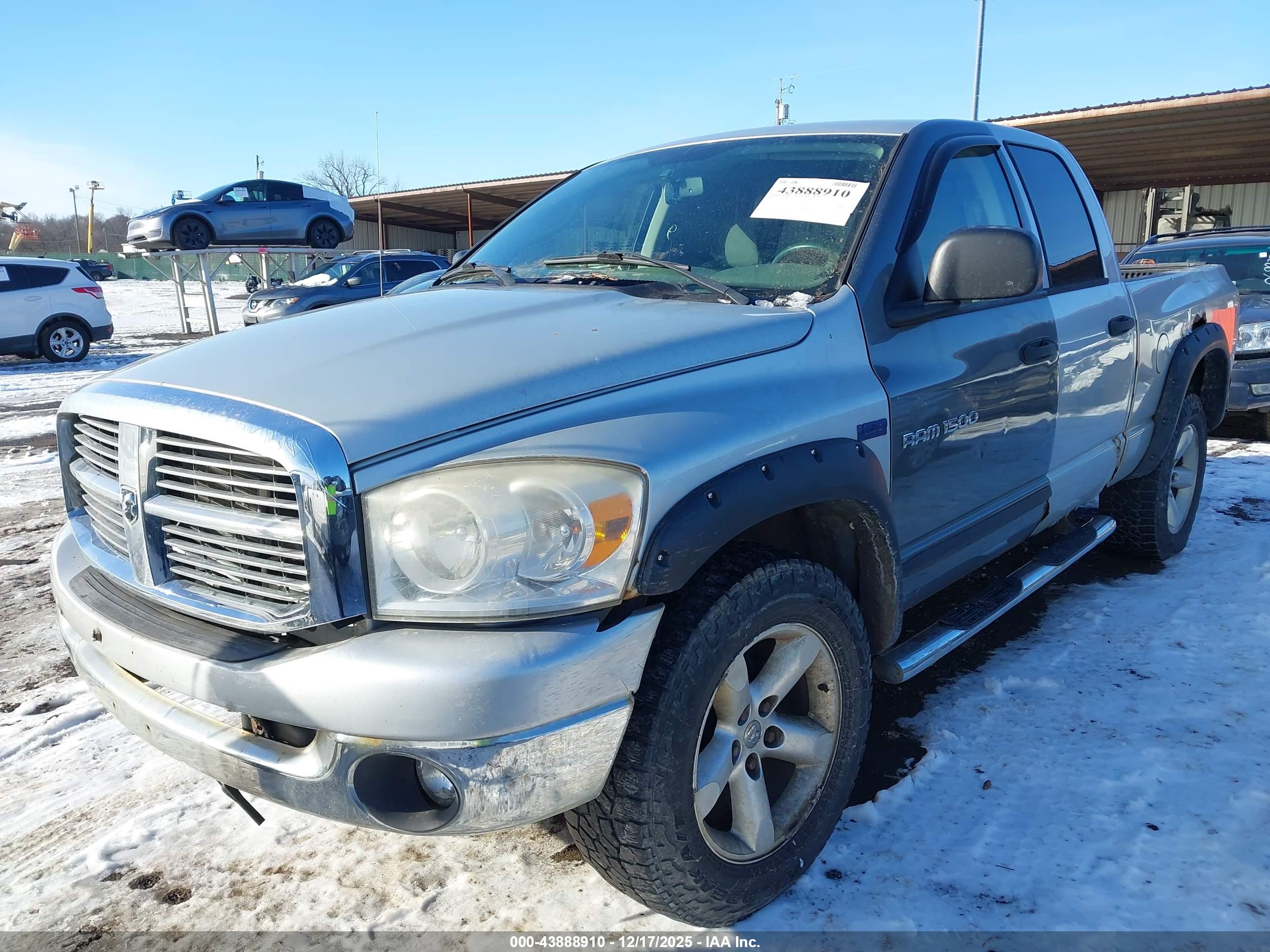 DODGE RAM image 2