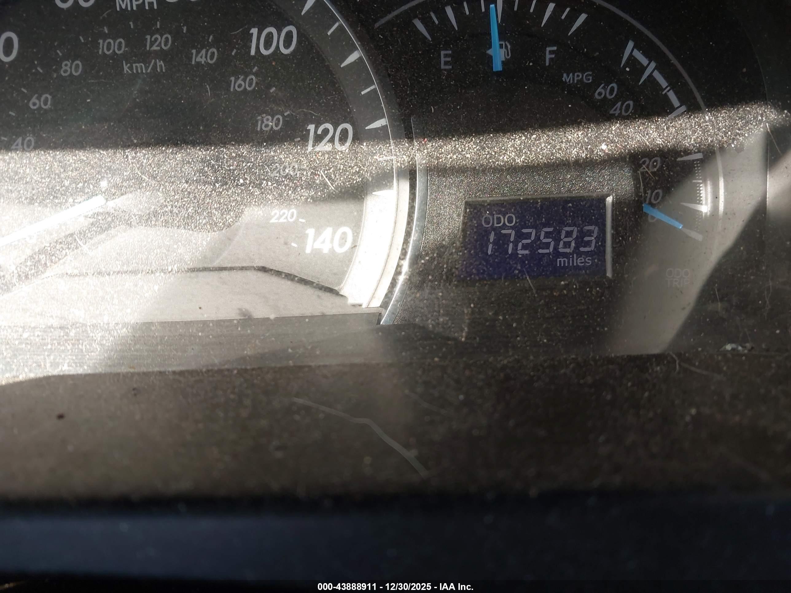 TOYOTA CAMRY image 7