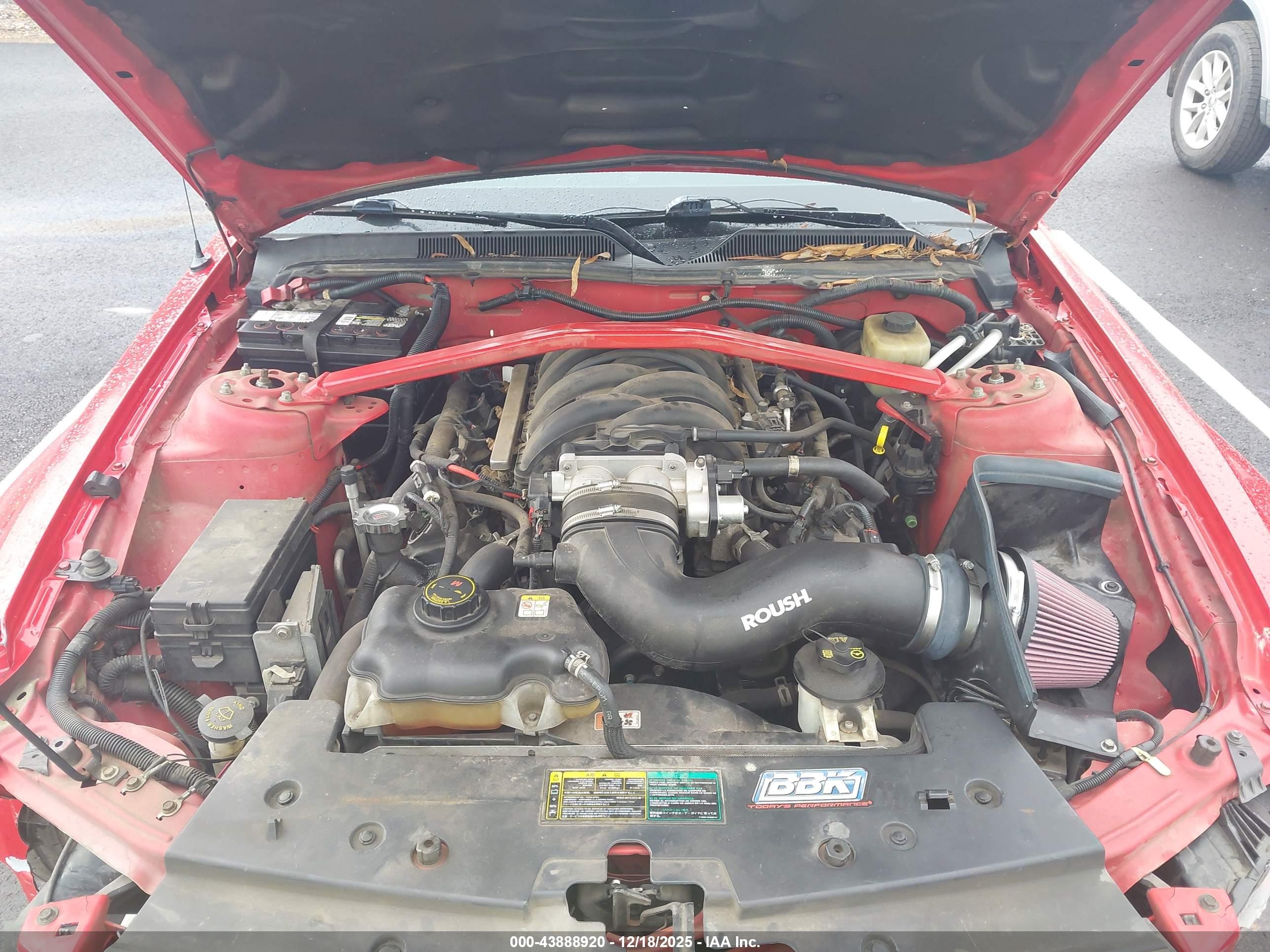 FORD MUSTANG image 10