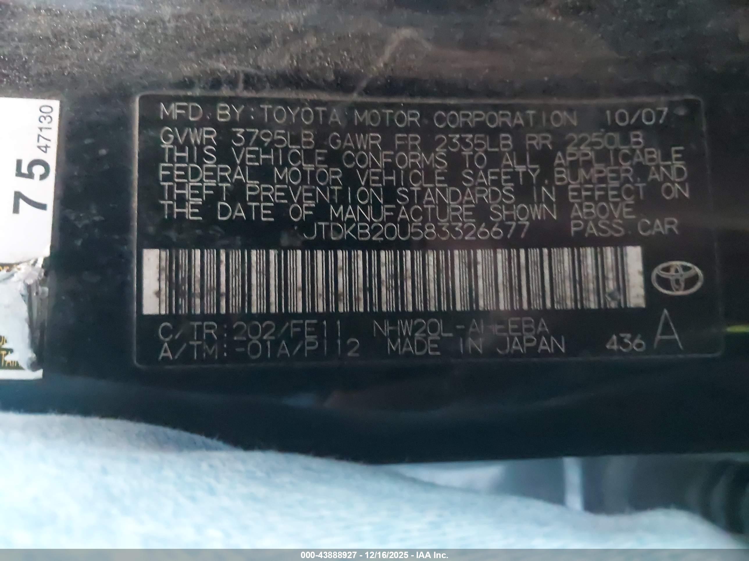 TOYOTA PRIUS image 9