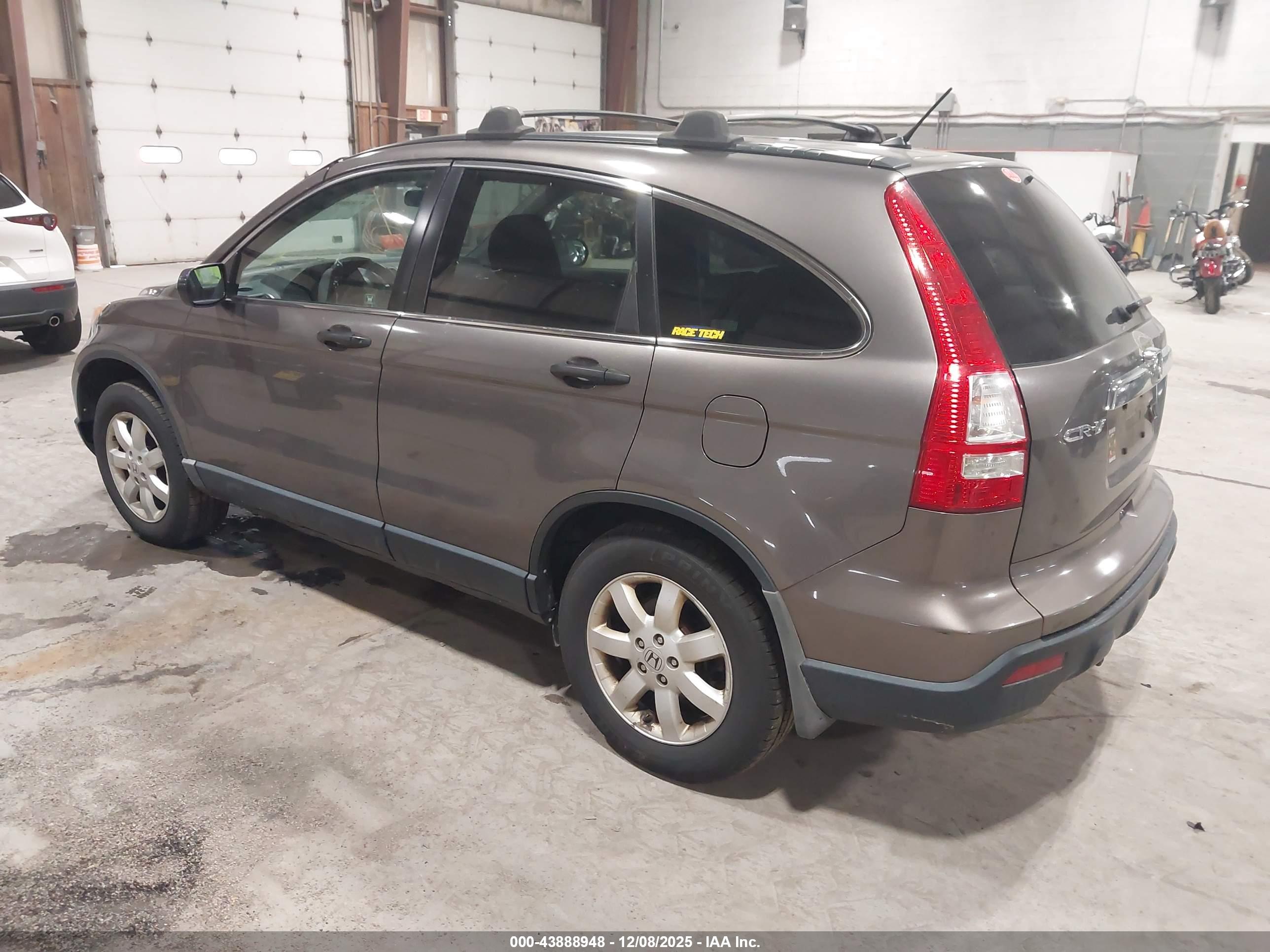 HONDA CR-V image 3
