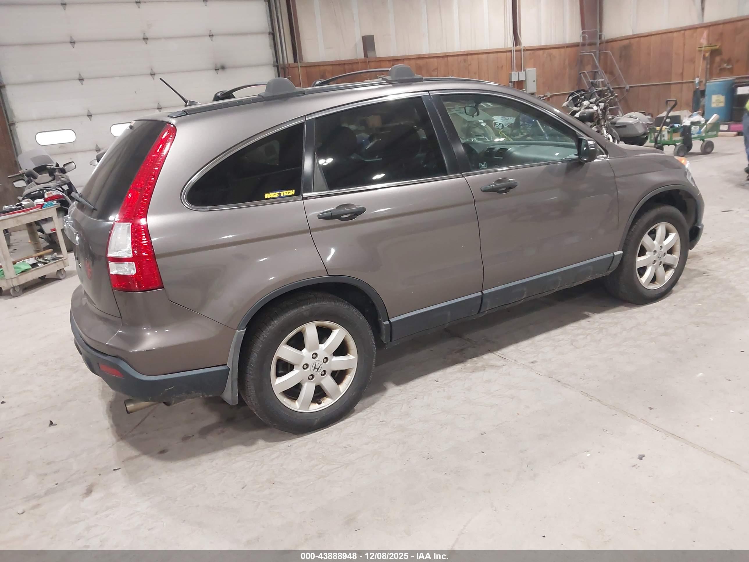 HONDA CR-V image 4