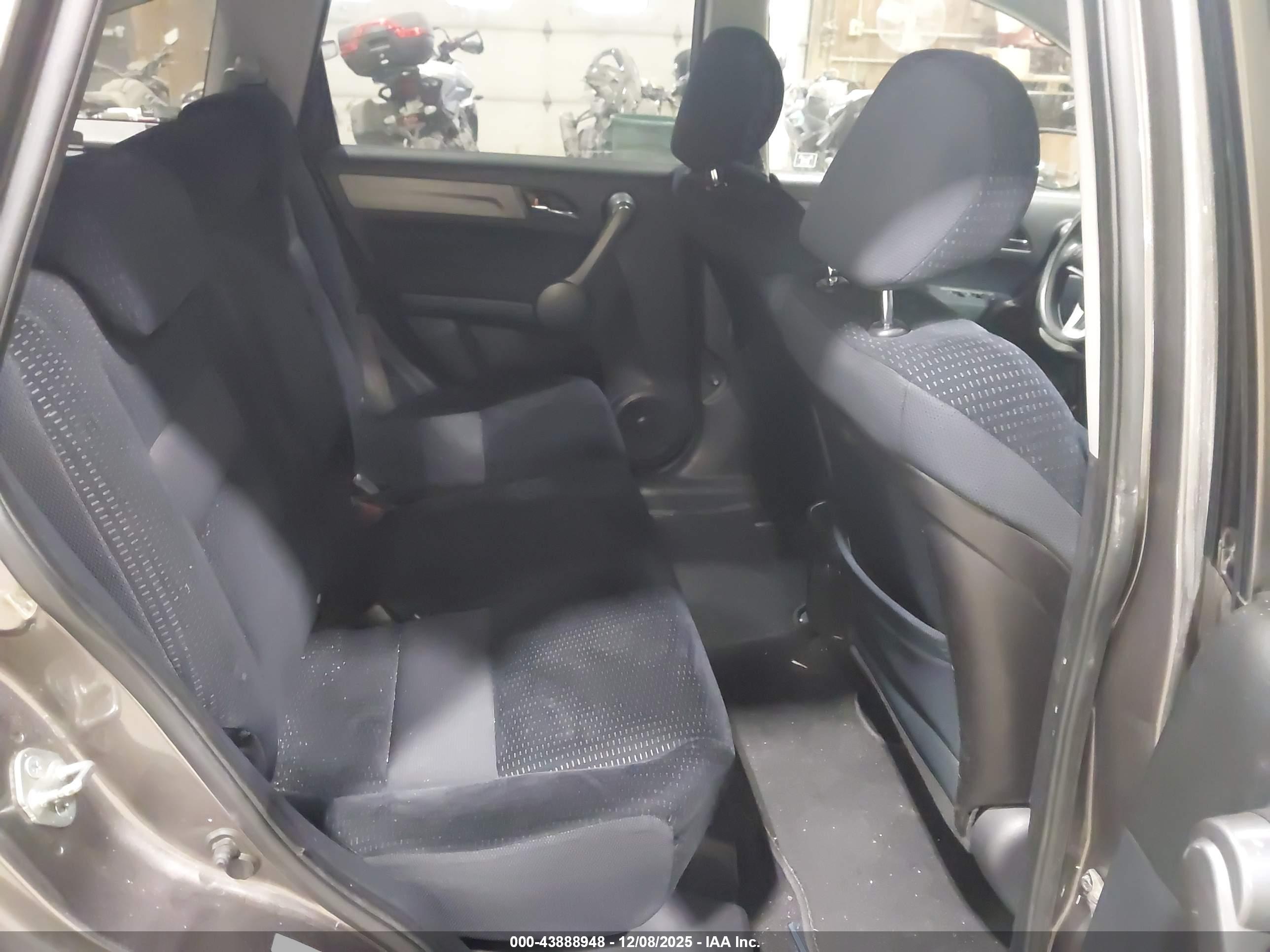 HONDA CR-V image 8