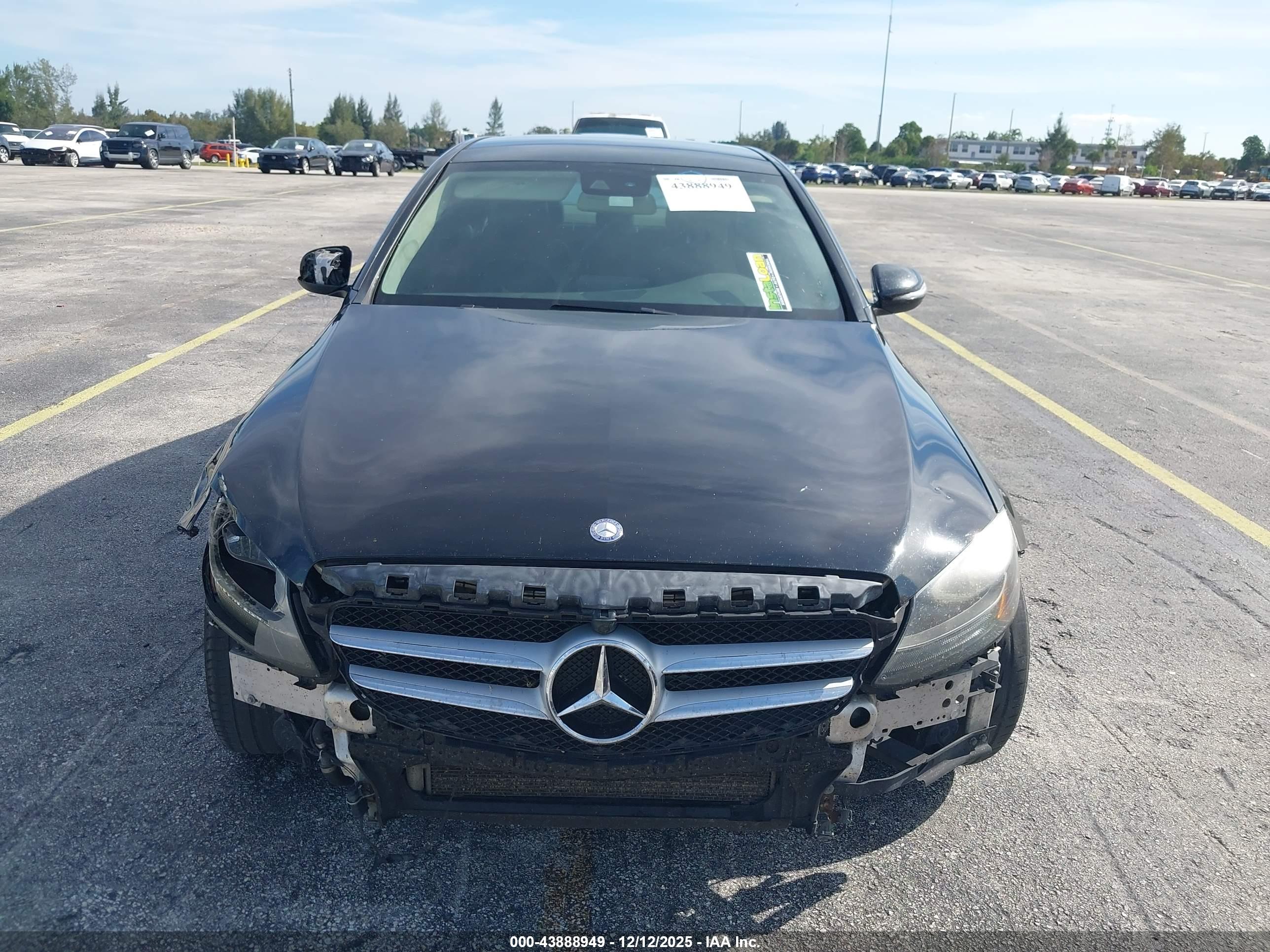 MERCEDES-BENZ C image 6