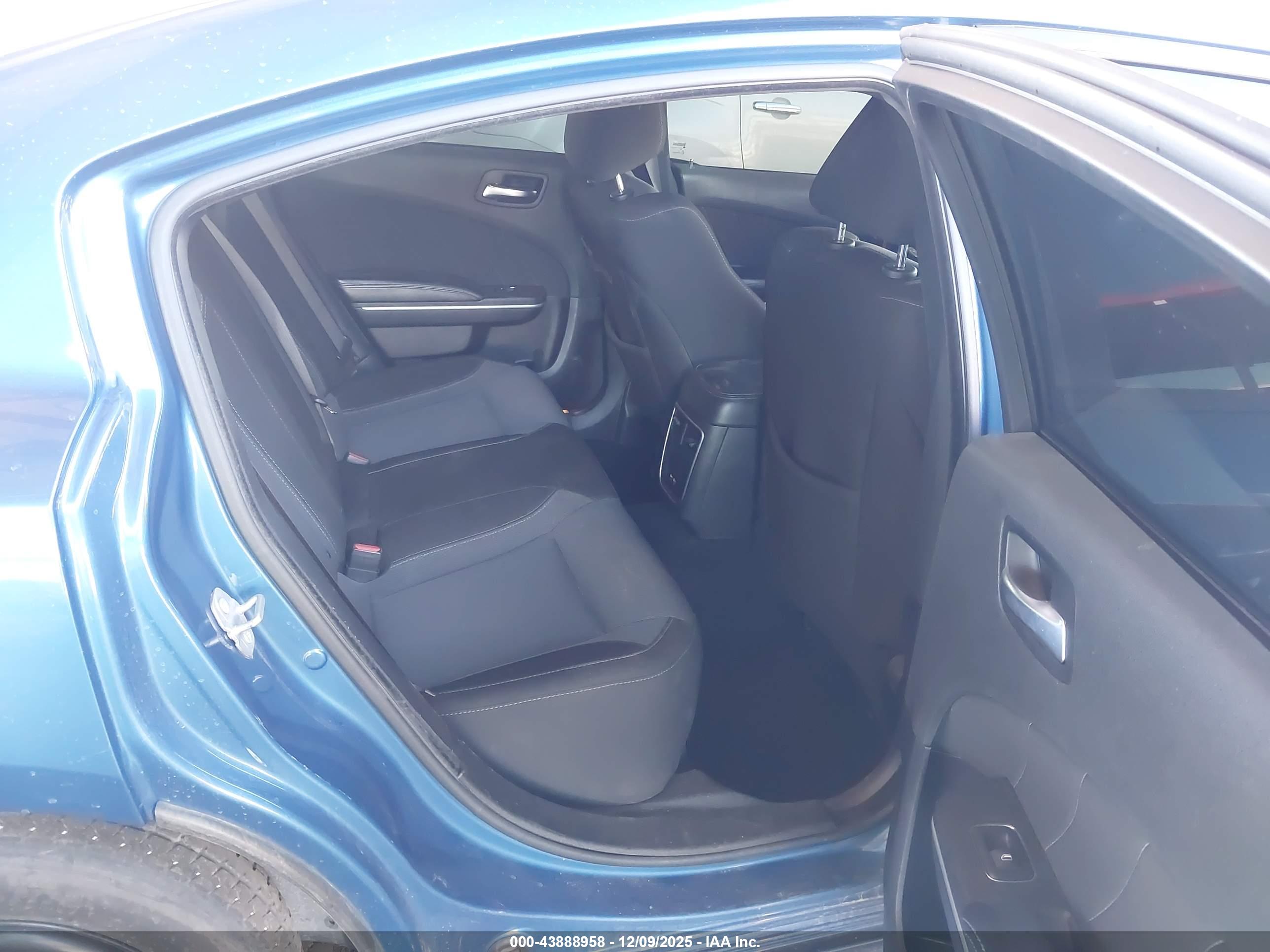DODGE CHARGER image 8