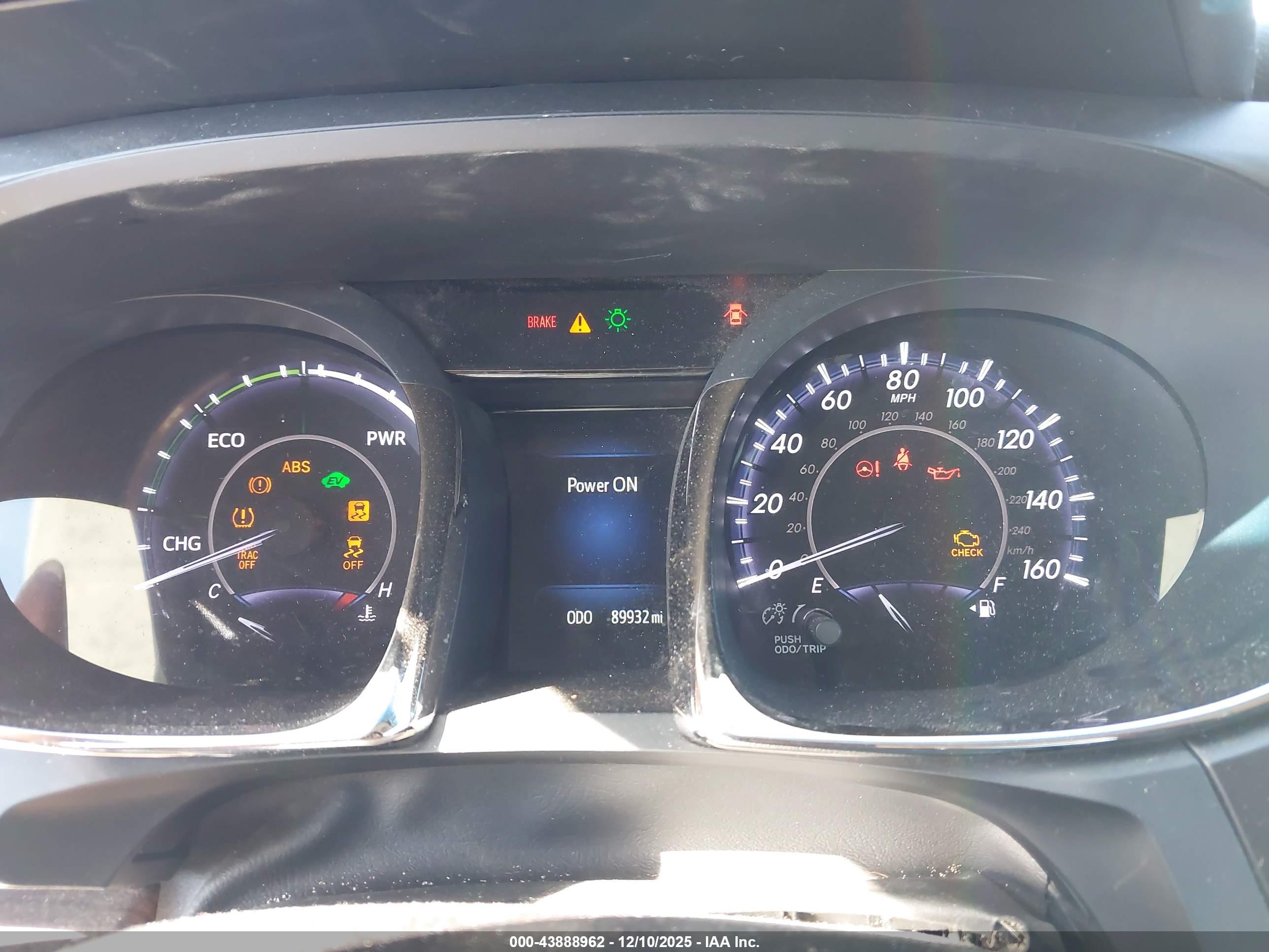 TOYOTA AVALON image 7