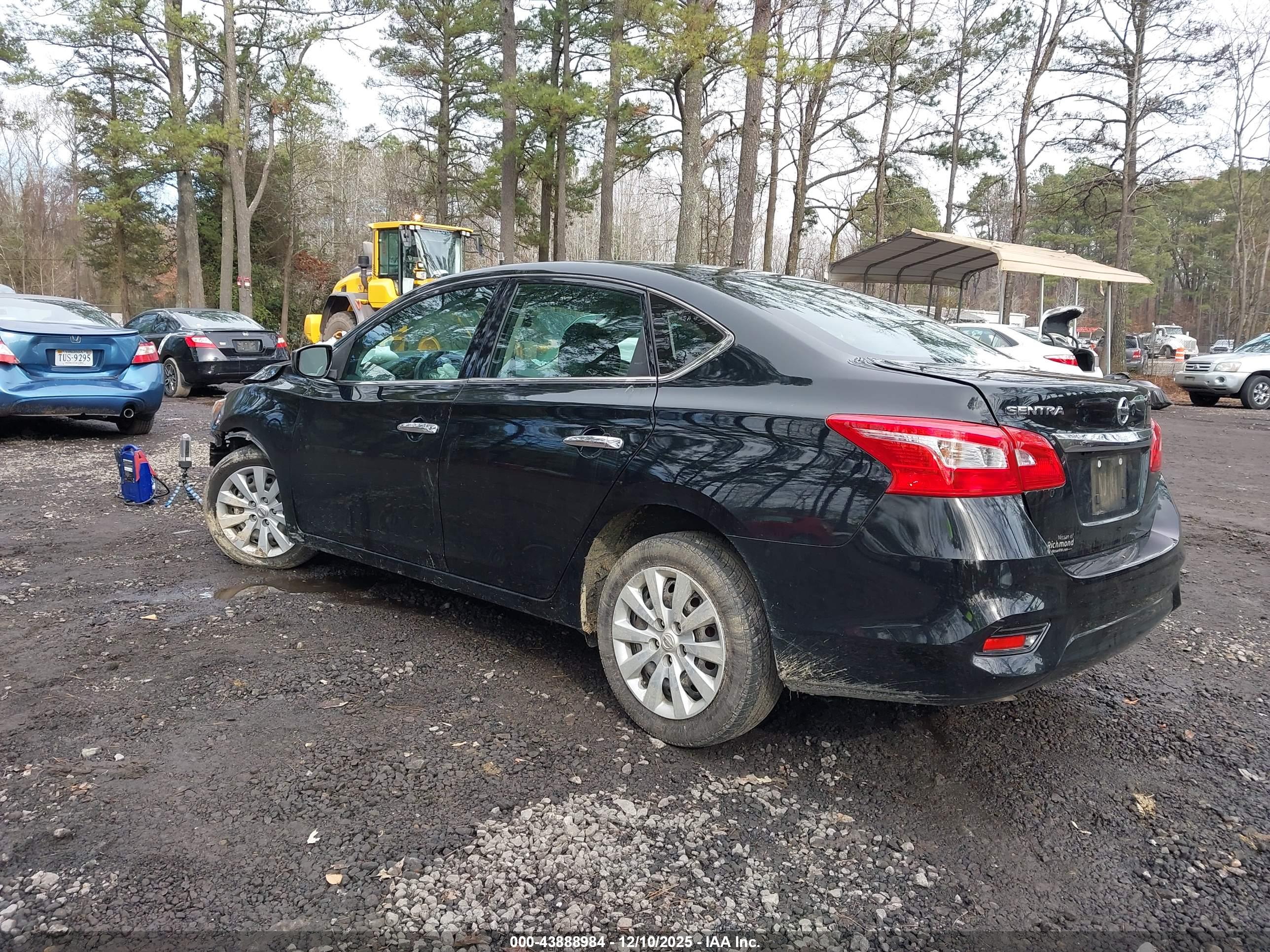NISSAN SENTRA image 3