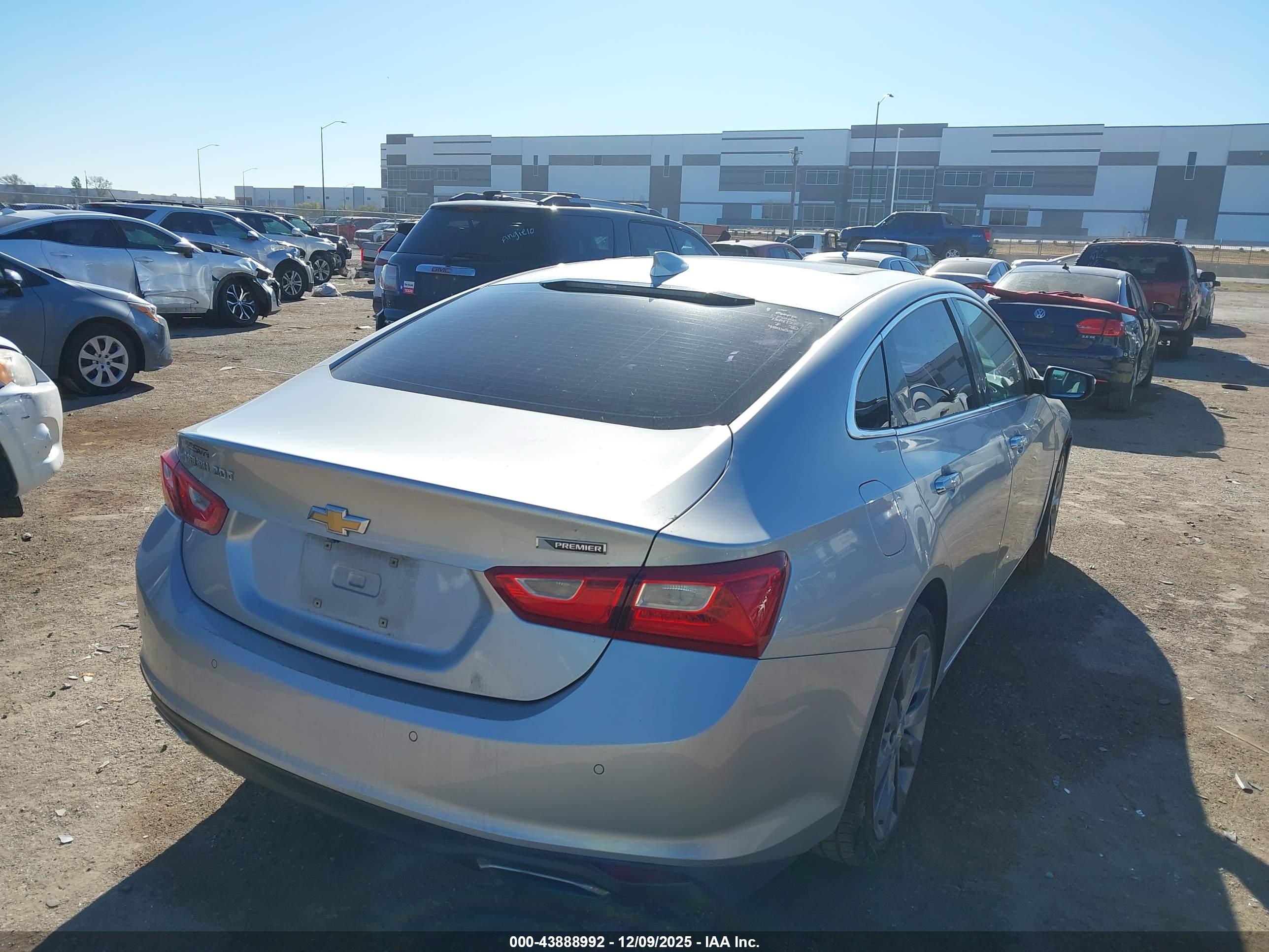 CHEVROLET MALIBU image 4
