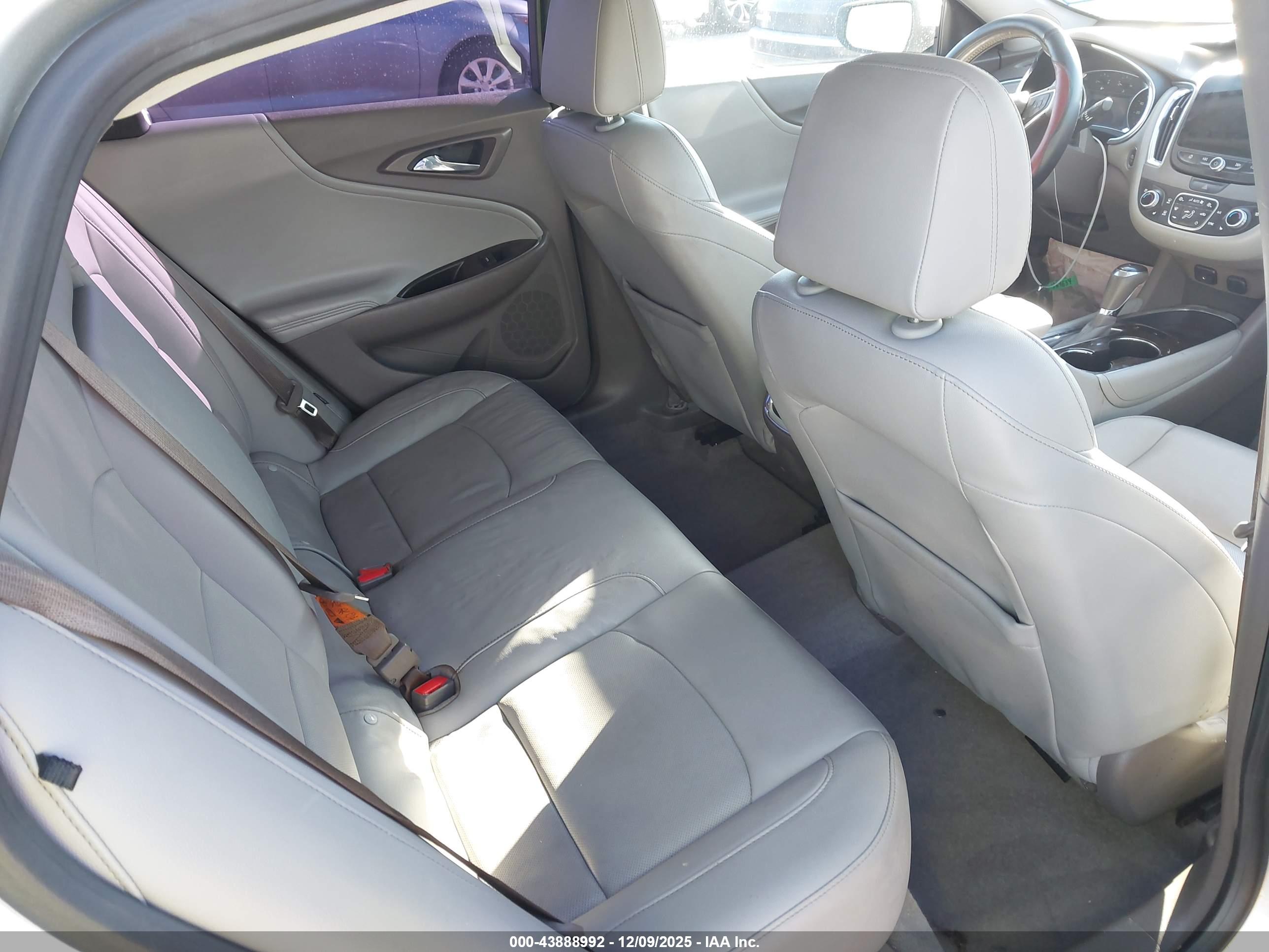 CHEVROLET MALIBU image 8